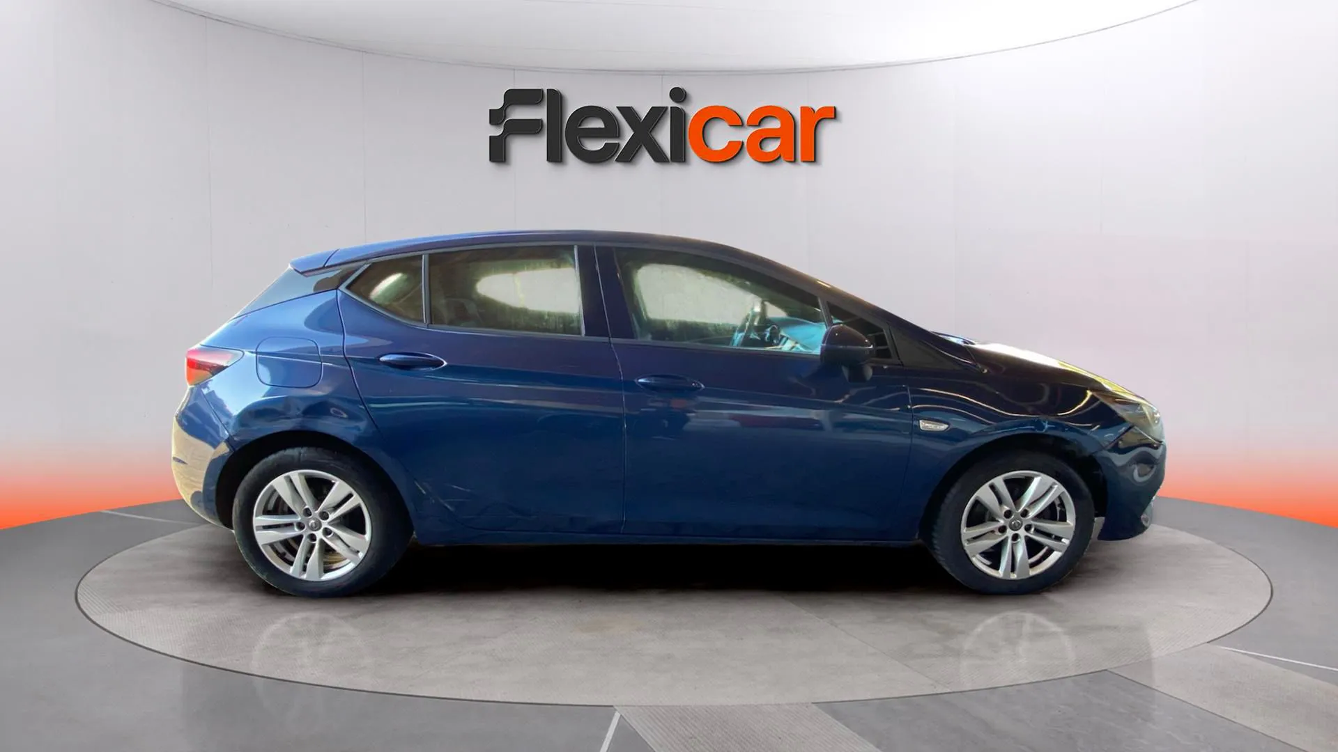 Opel Astra 1.2T SHT Business Elegance - foto 4