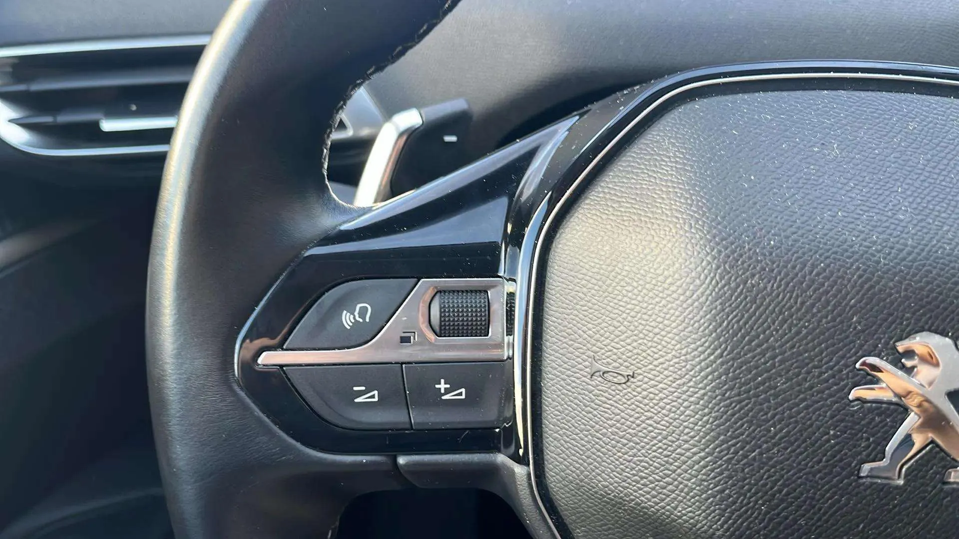 Peugeot 3008 225 e-EAT8 Allure - foto 9