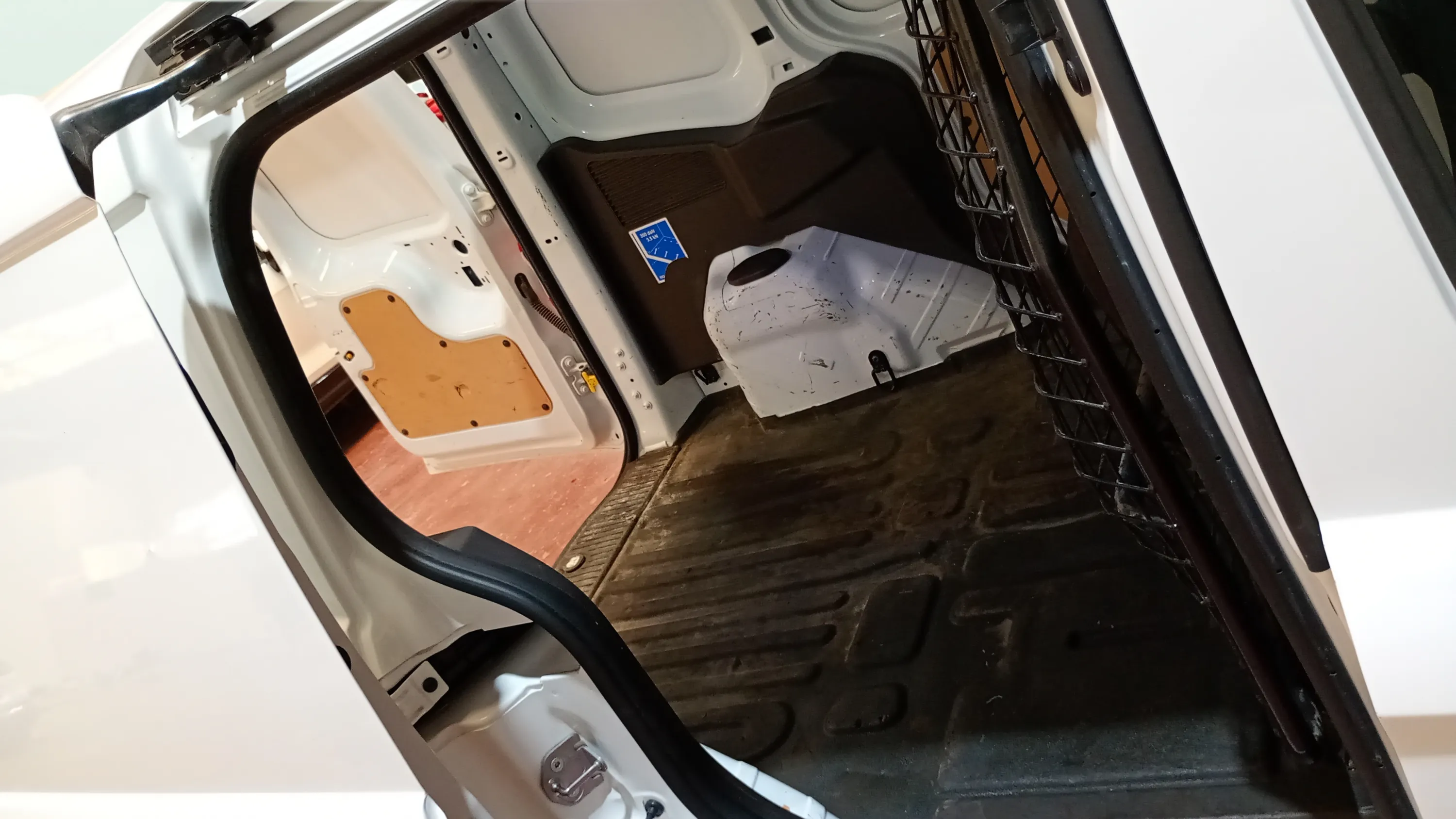 Ford Transit Van 1.0 EcoBoost Trend - foto 12