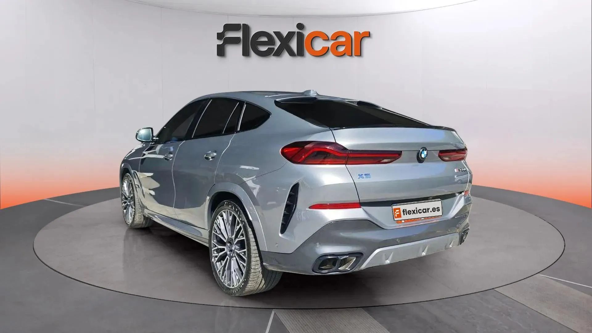 BMW X6 M60i xDrive - foto 5