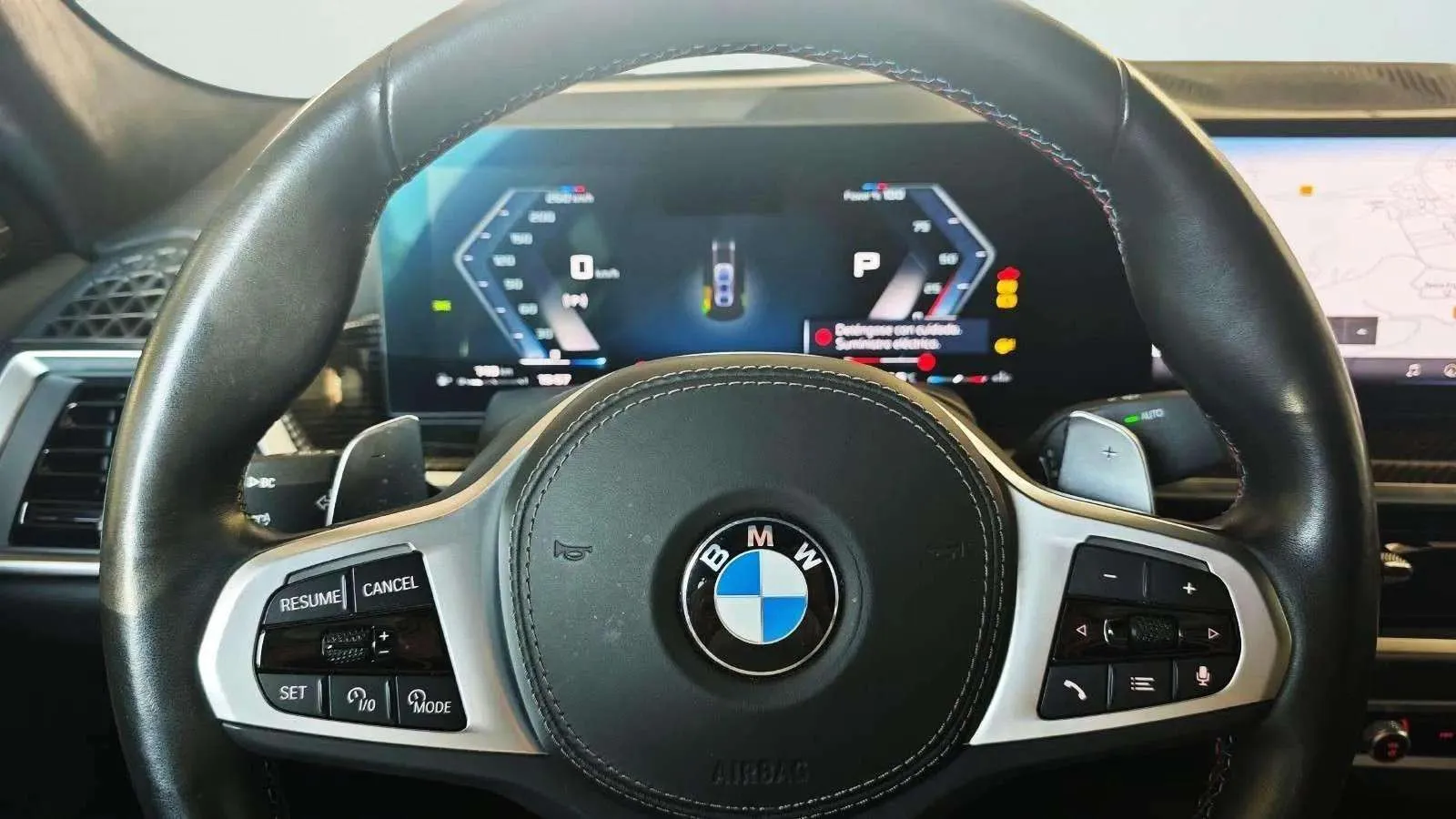 BMW X6 M60i xDrive - foto 11
