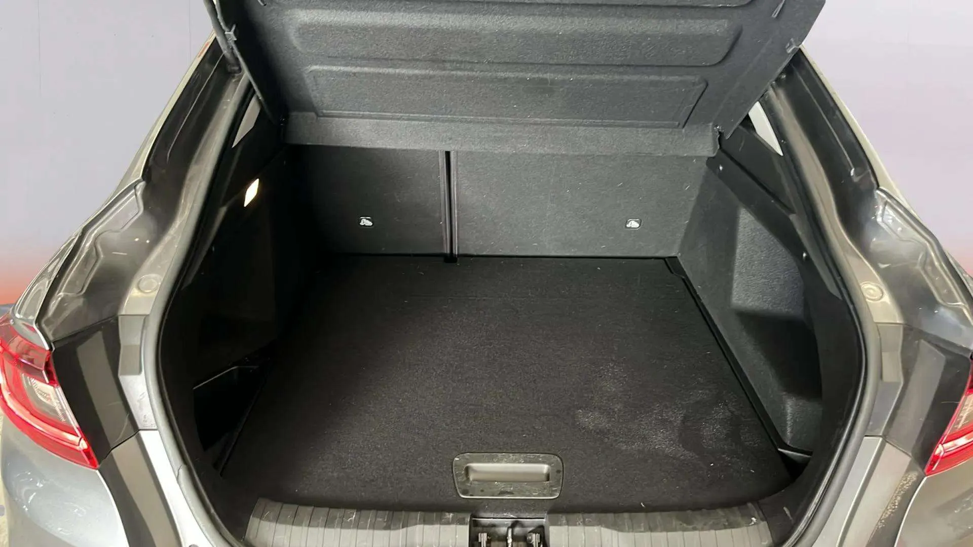 Renault Arkana Evolution TCe EDC mild hybr - foto 9