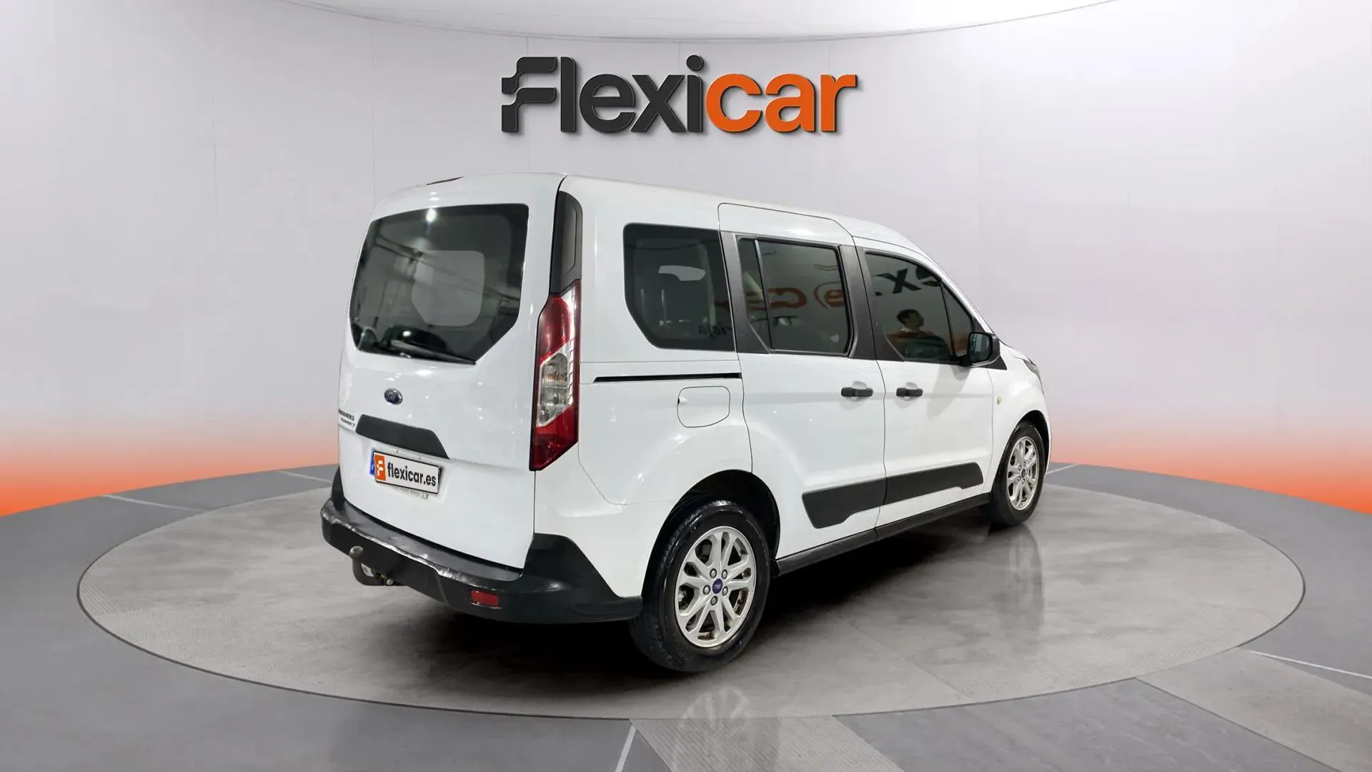 Ford Grand Tourneo Connect 1.5 TDCi Trend - foto 8