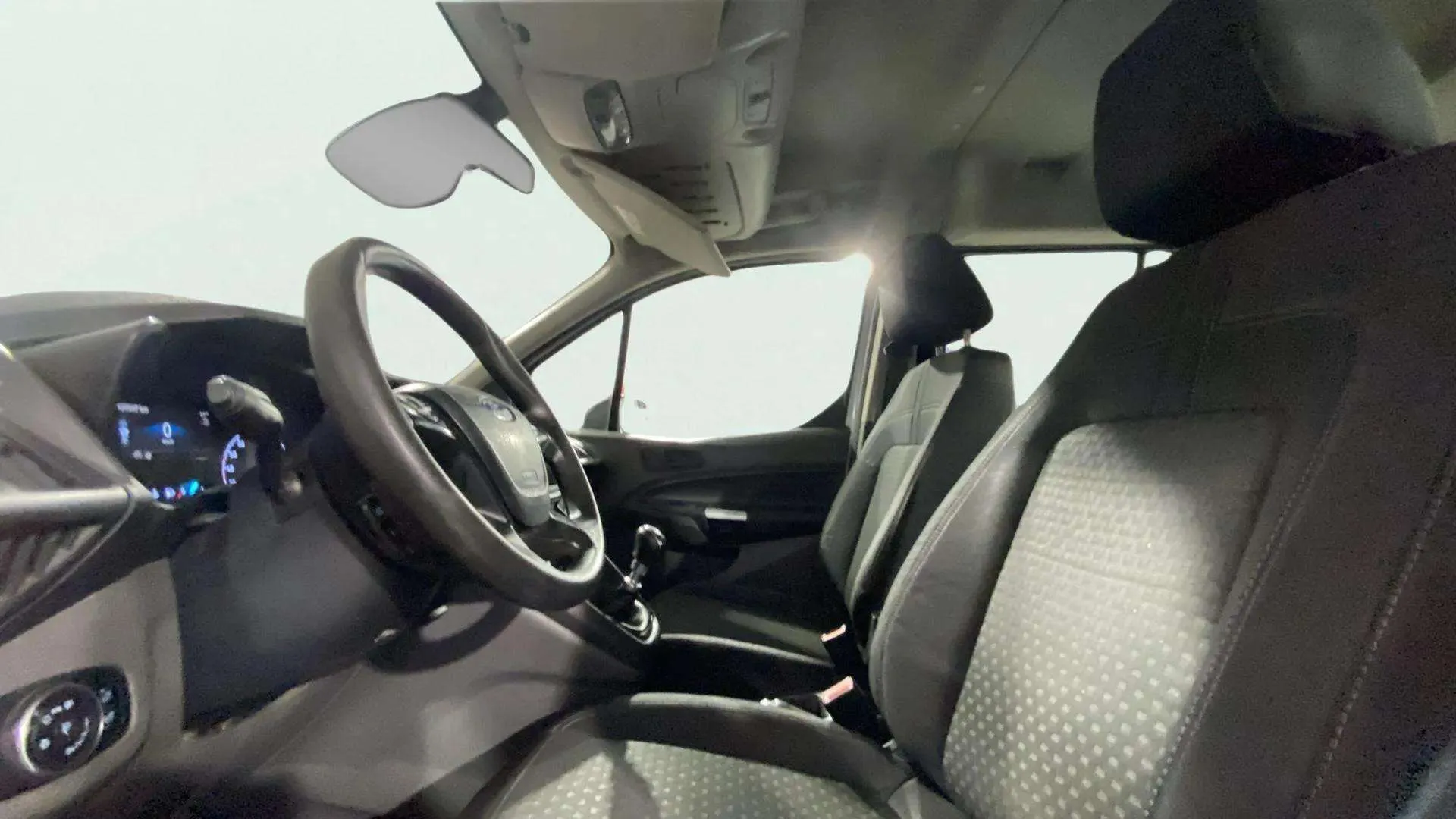 Ford Grand Tourneo Connect 1.5 TDCi Trend - foto 12