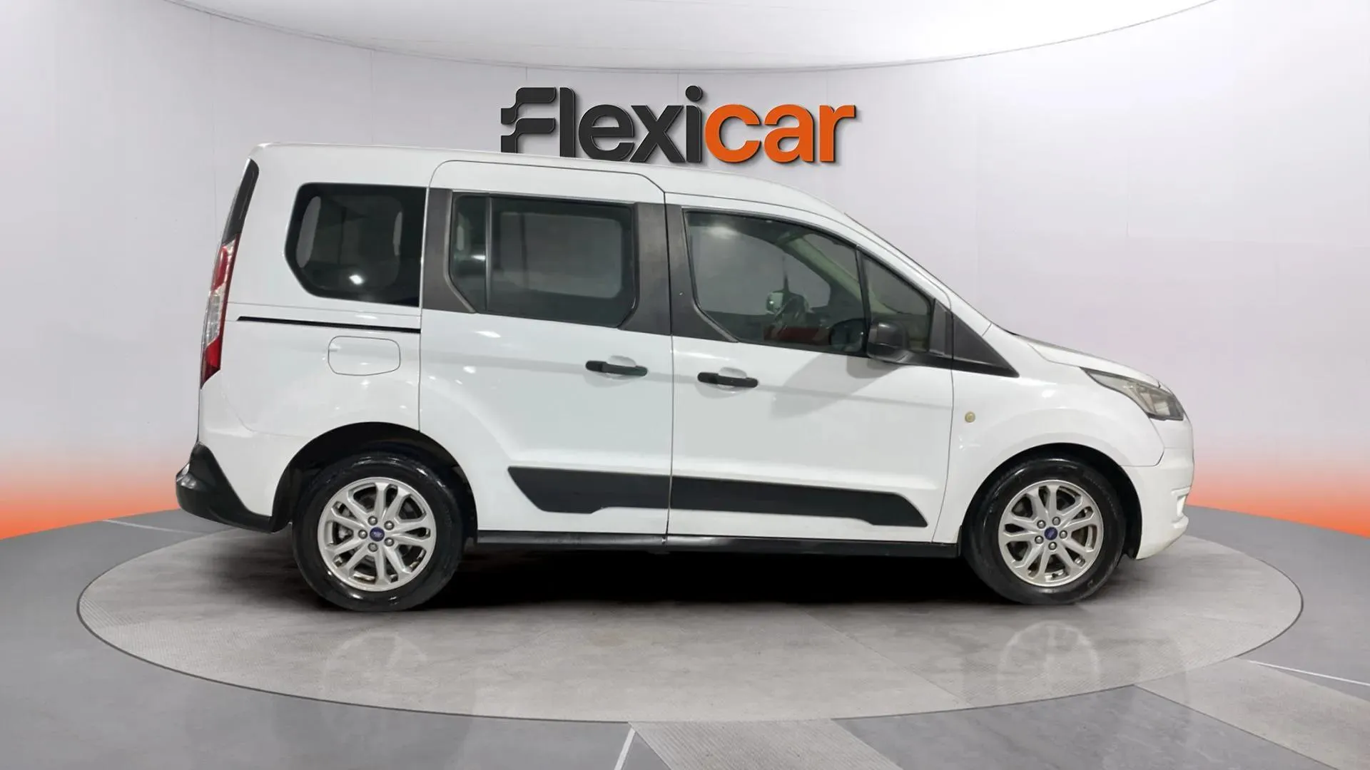 Ford Grand Tourneo Connect 1.5 TDCi Trend - foto 5