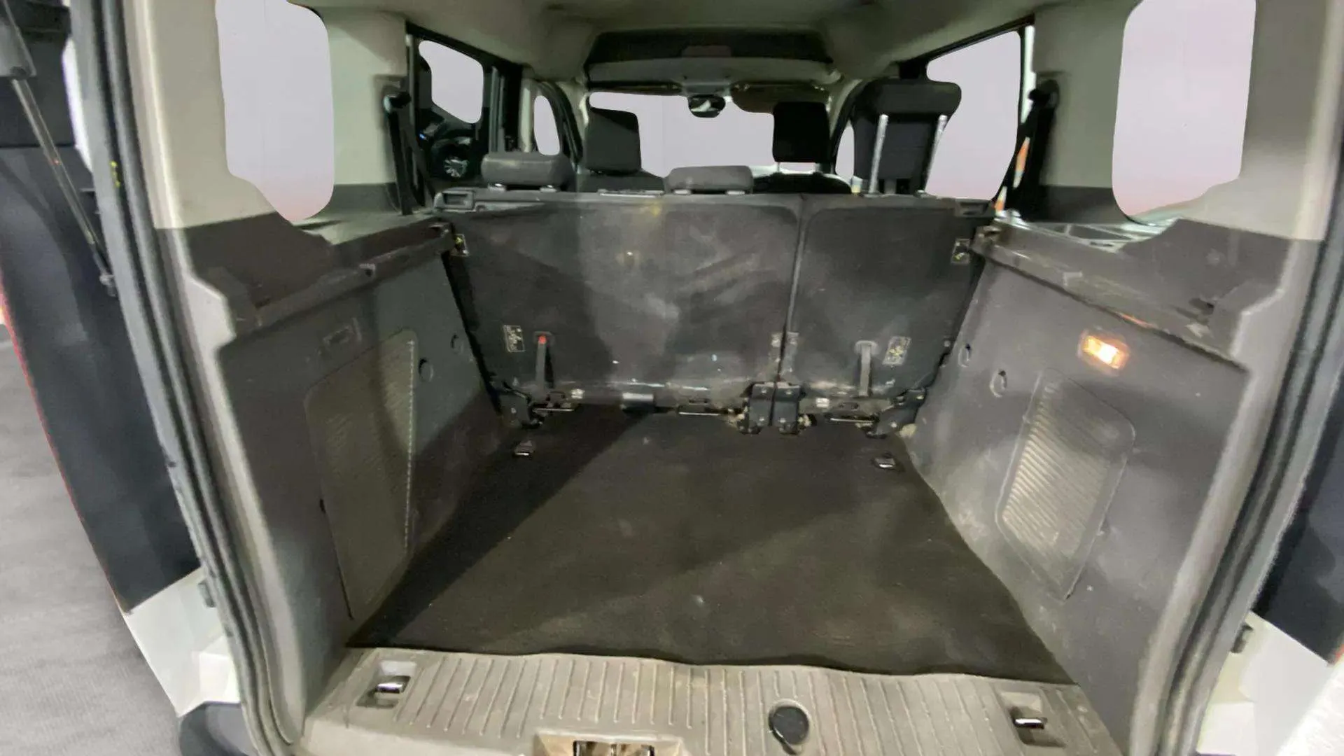 Ford Grand Tourneo Connect 1.5 TDCi Trend - foto 19