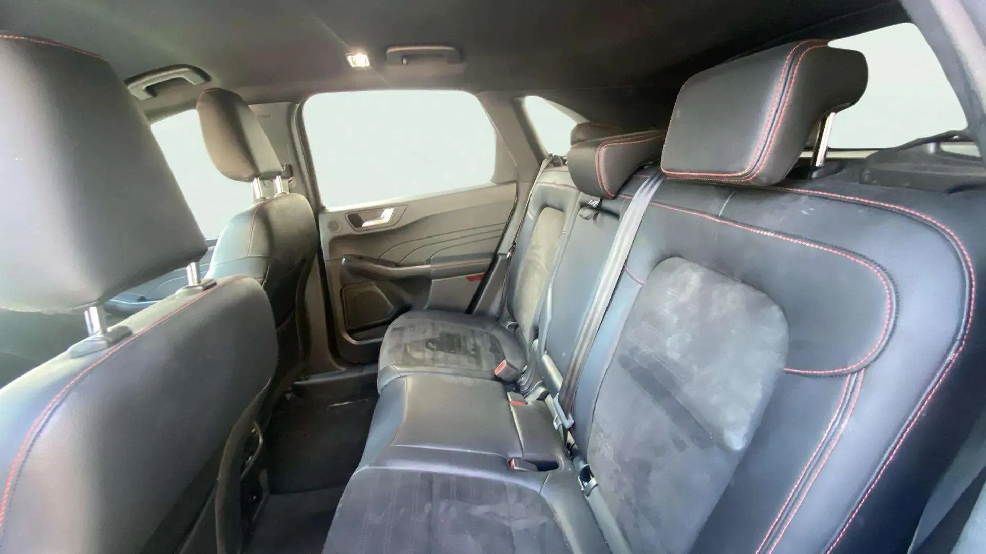 Ford Kuga ST-Line 2.5 Duratec PHEV - foto 24