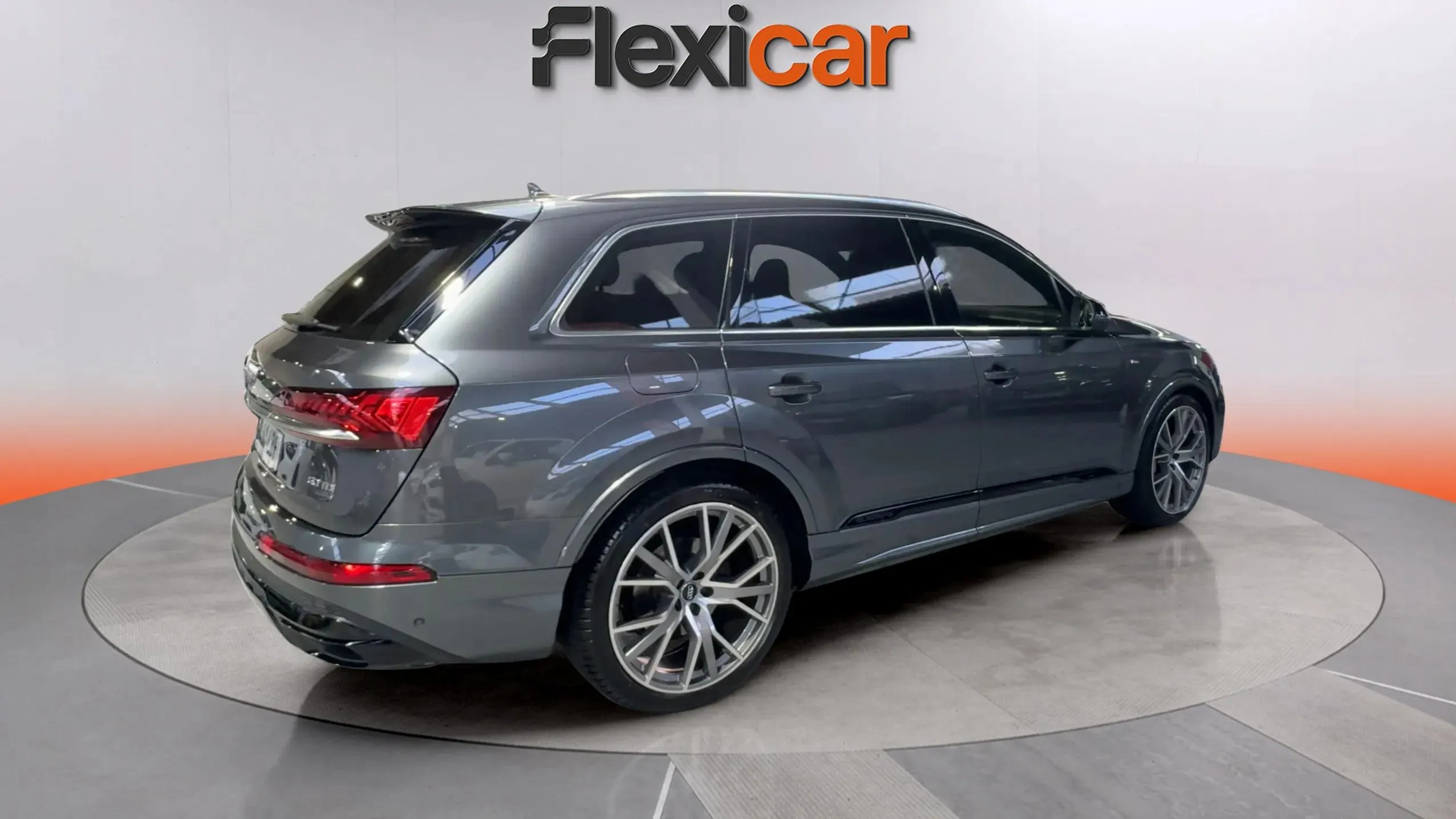 Audi Q7 S line 50 TDI quattro tip - foto 8