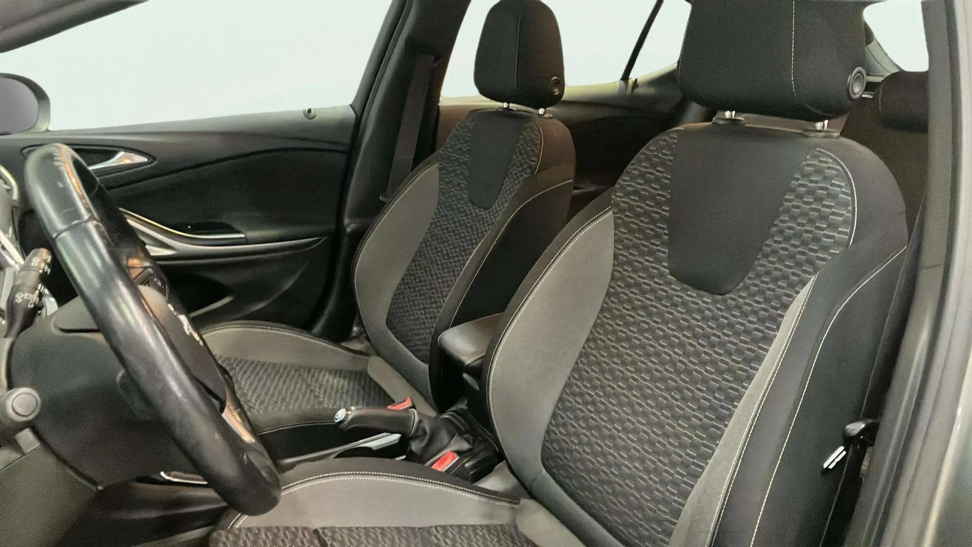 Opel Astra 1.2T SHT Business Elegance - foto 9