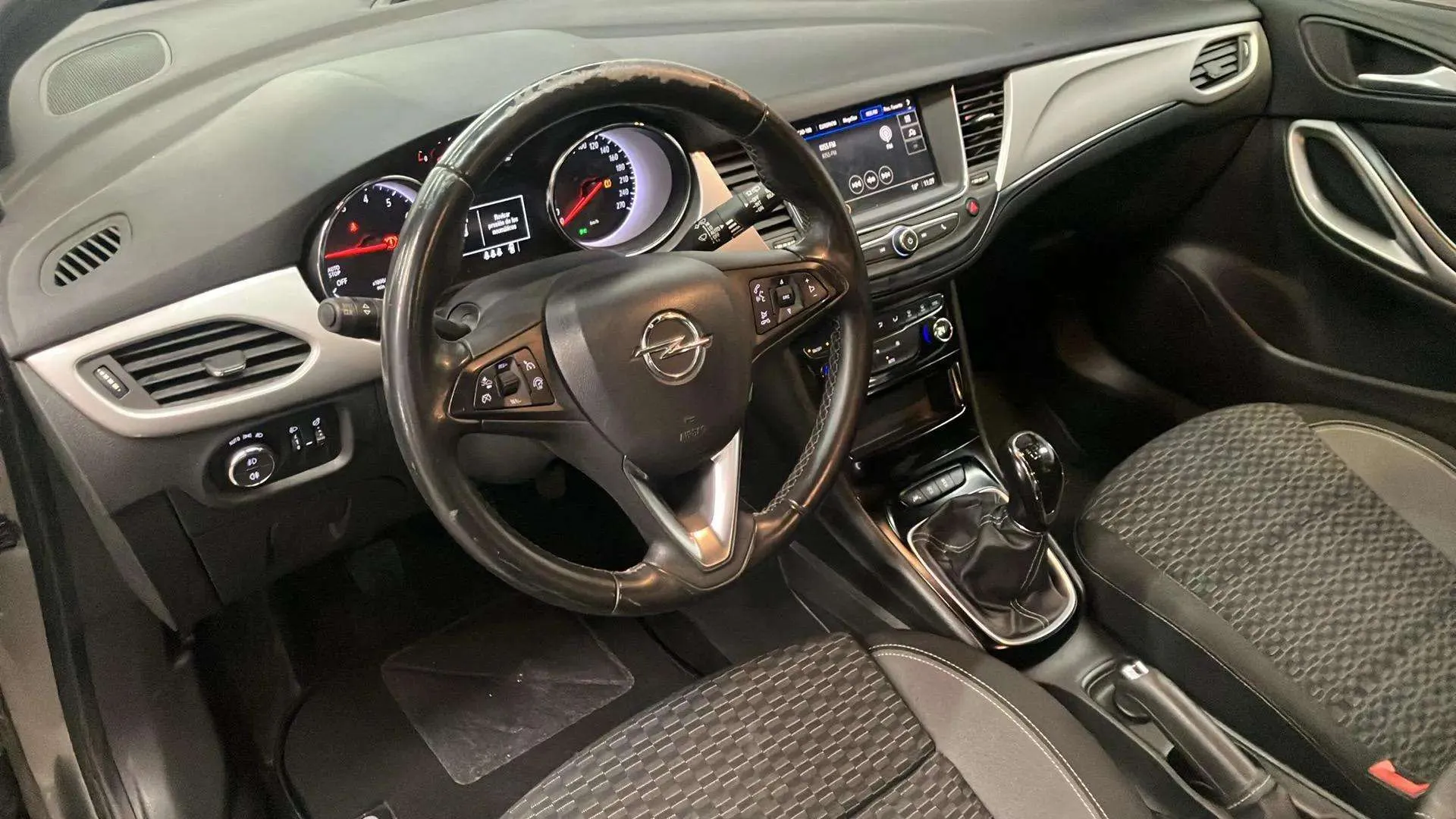 Opel Astra 1.2T SHT Business Elegance - foto 6