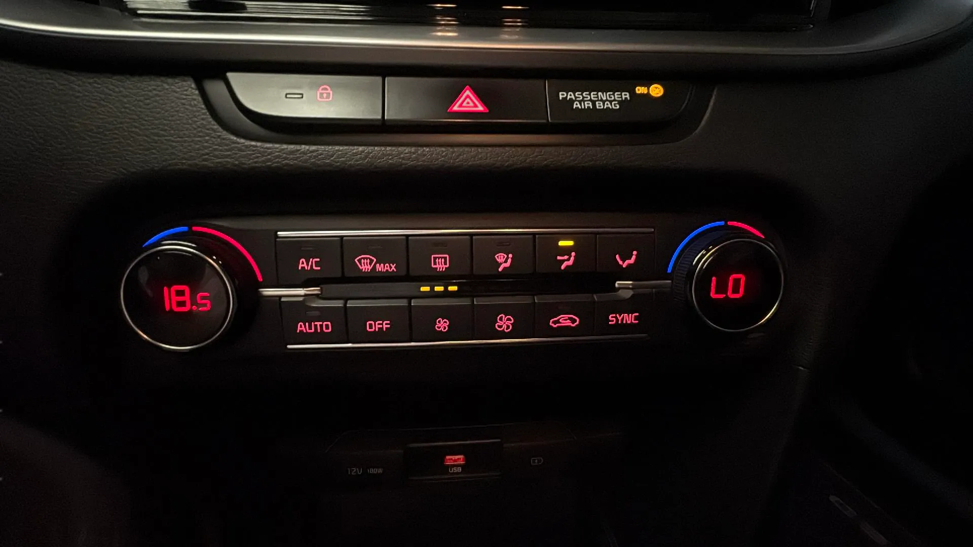 Kia Ceed 1.0 T-GDi - foto 17