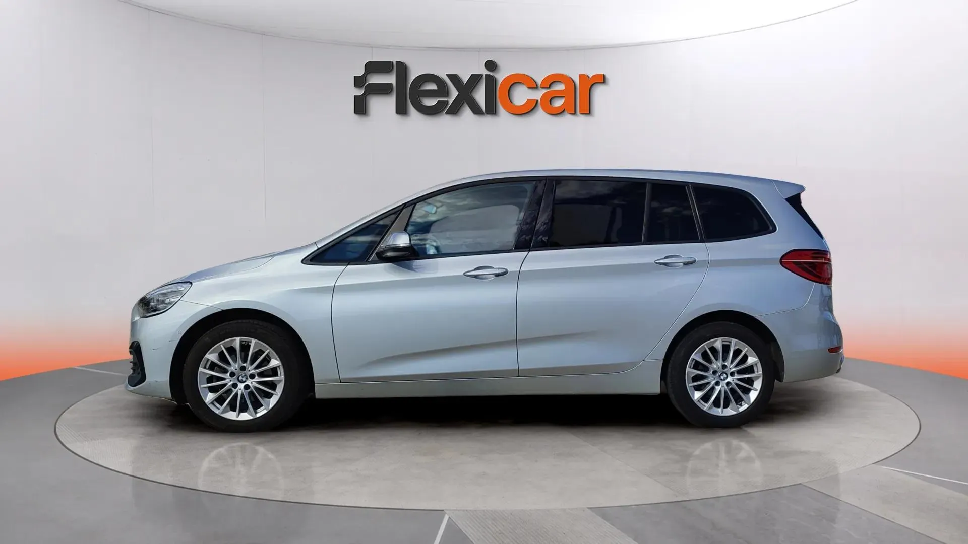 BMW Serie 2 Gran Tourer 216i - foto 5