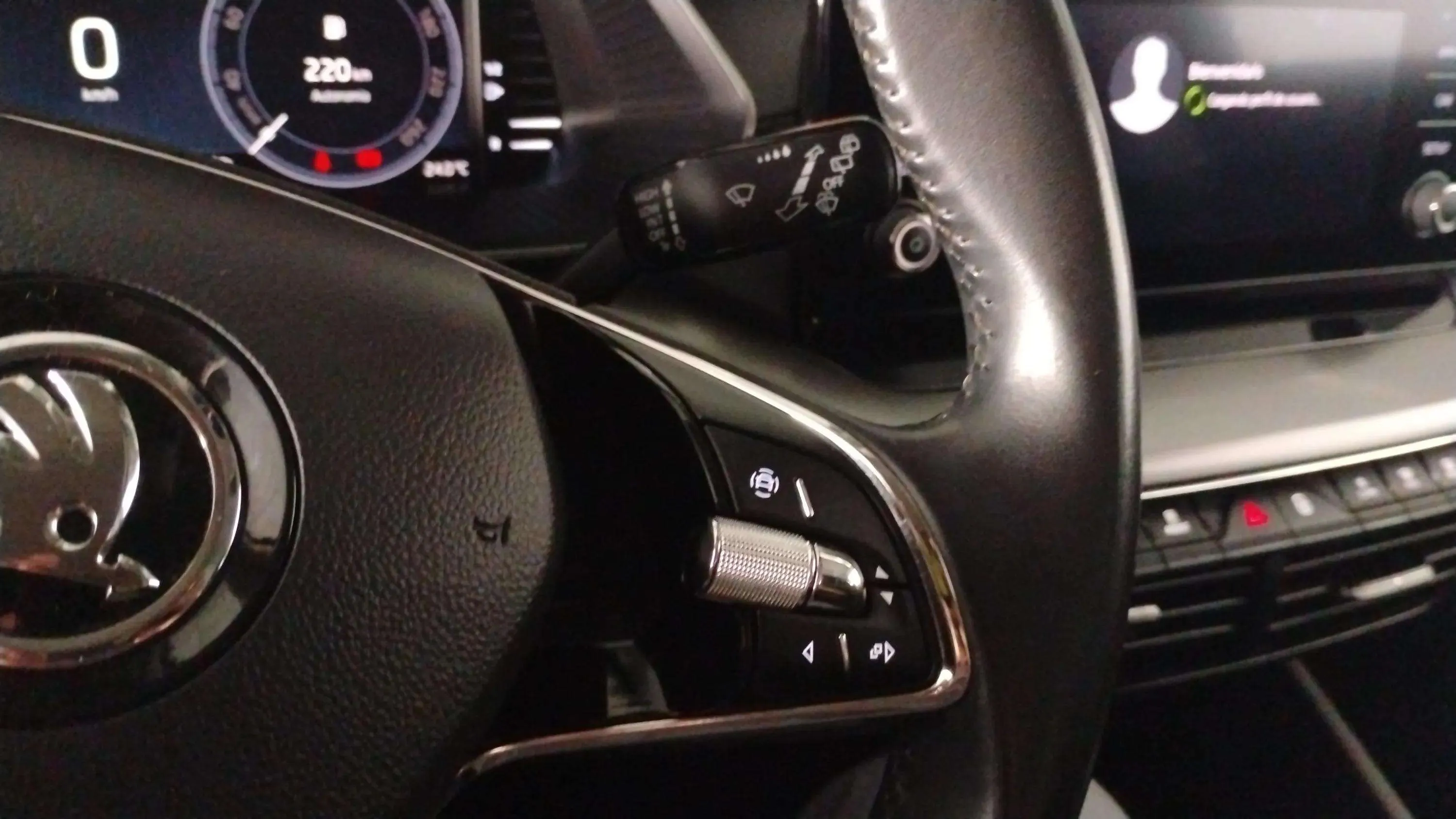 Škoda Octavia Combi 1.5 TSI Style - foto 15