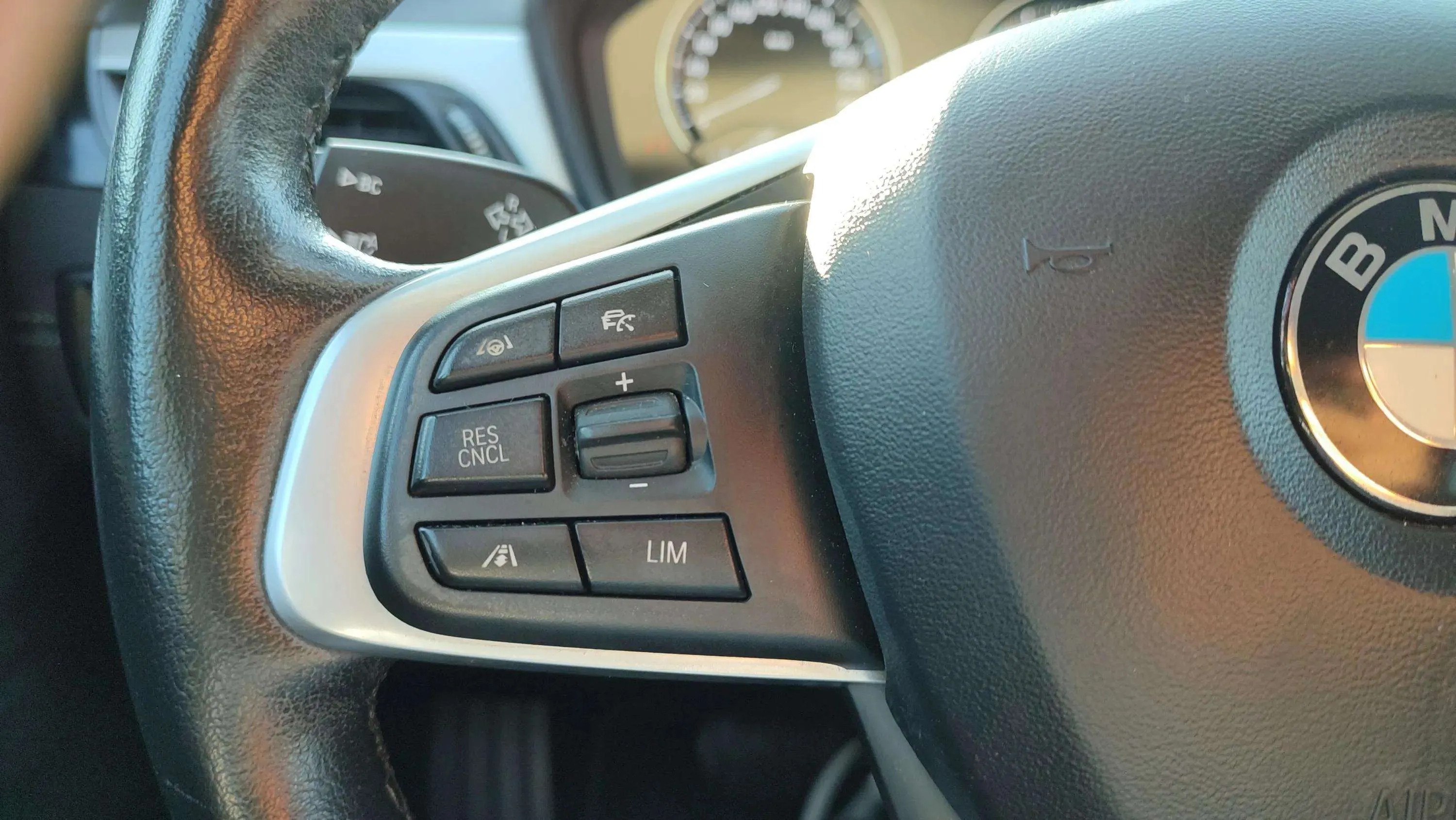 BMW X2 sDrive18d - foto 16