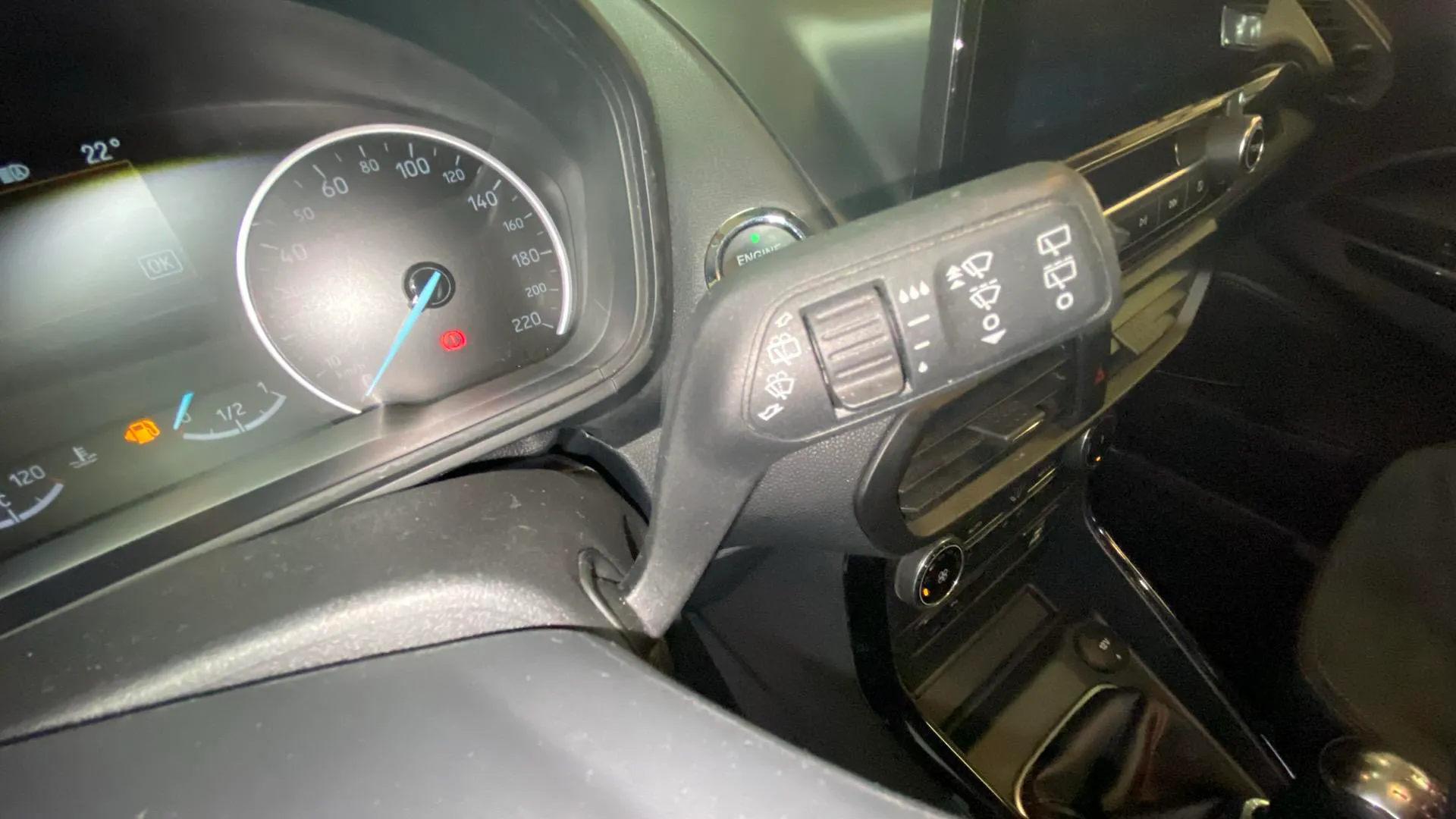 Ford EcoSport 1.0T EcoBoost ST Line - foto 22