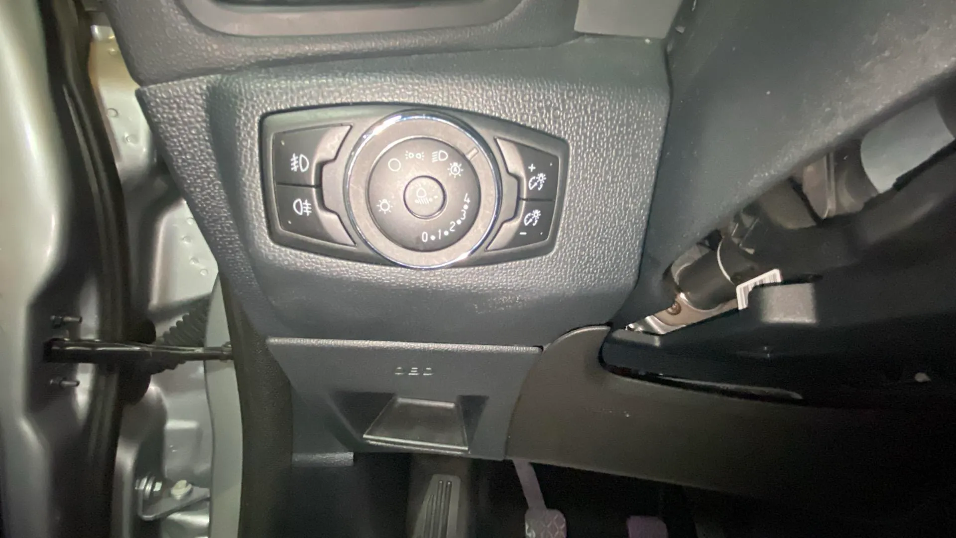 Ford EcoSport 1.0T EcoBoost ST Line - foto 24
