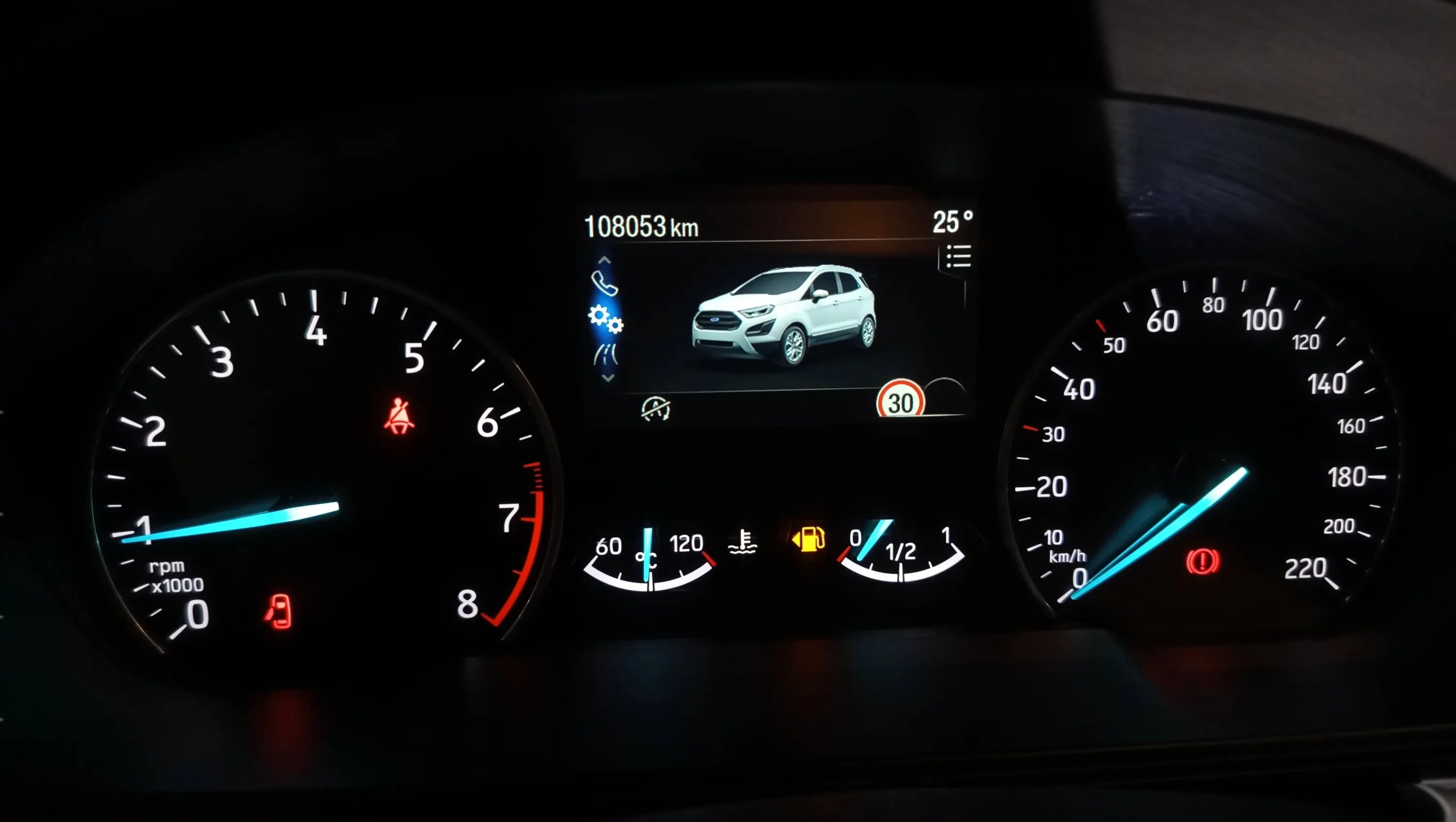 Ford EcoSport 1.0T EcoBoost ST Line - foto 31