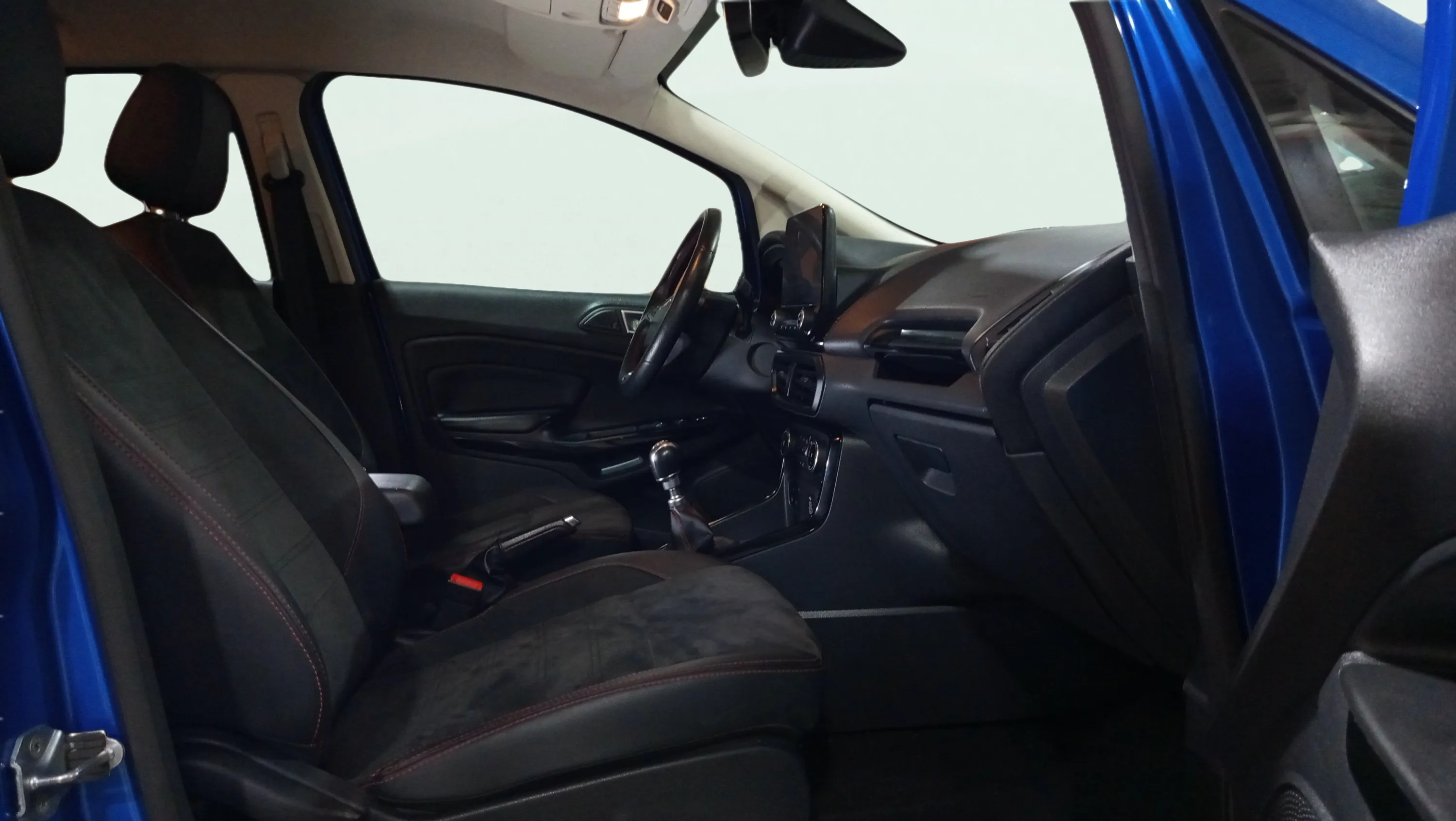 Ford EcoSport 1.0T EcoBoost ST Line - foto 14