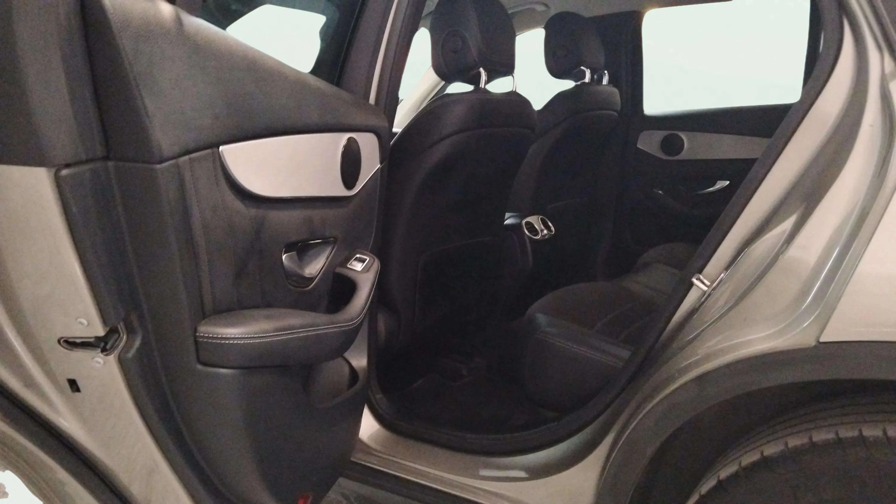Mercedes-Benz GLC 200 d 4MATIC - foto 16