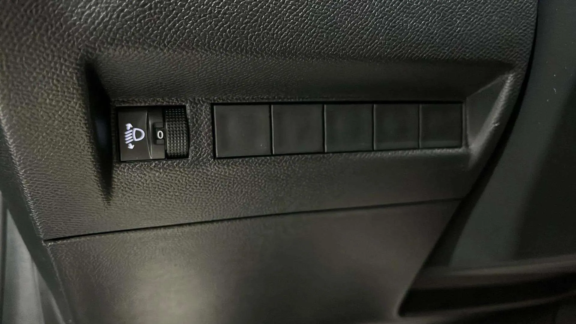 Peugeot 208 Active PureTech 100 - foto 15