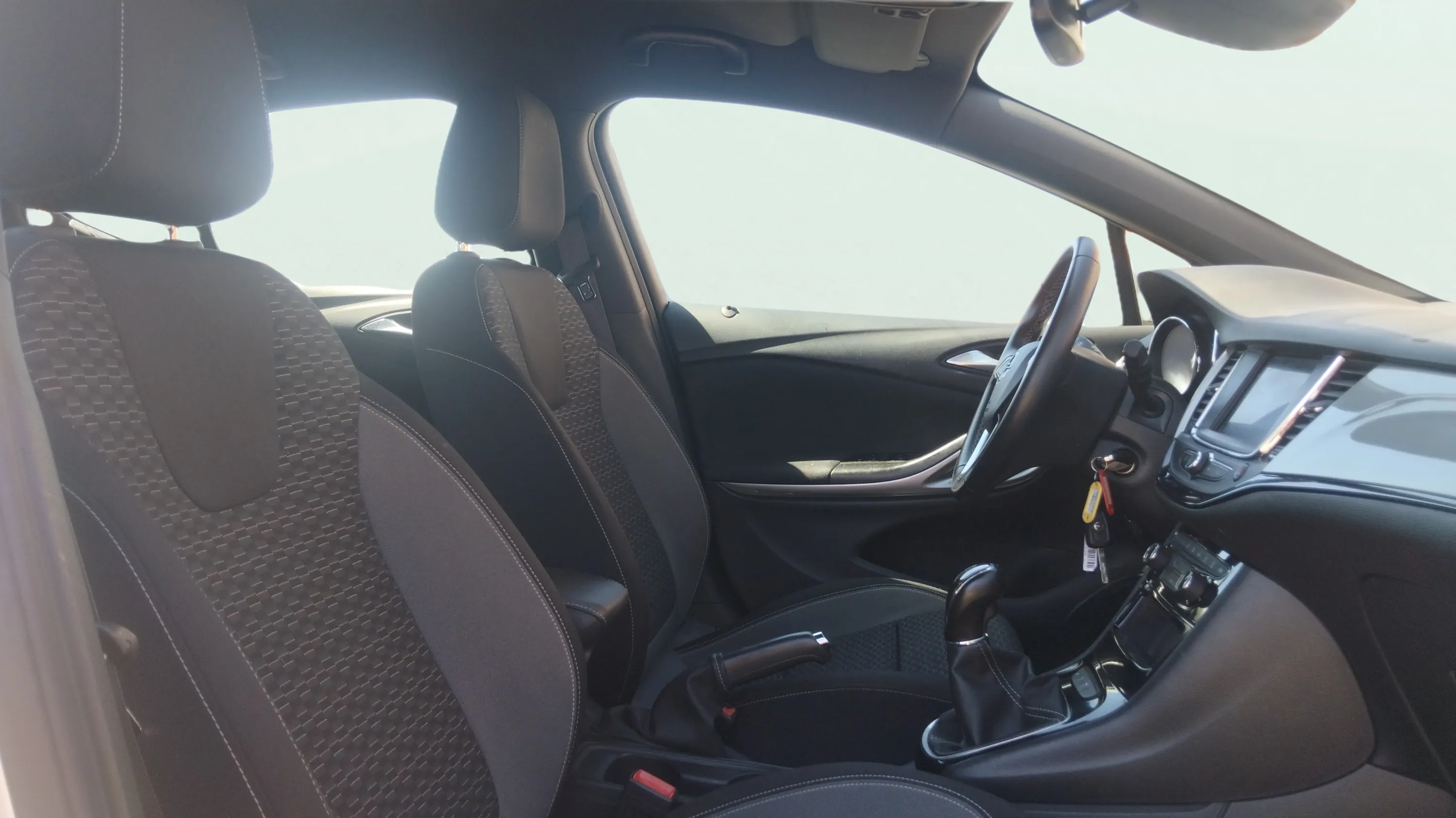Opel Astra 1.2T SHT Business Elegance - foto 10