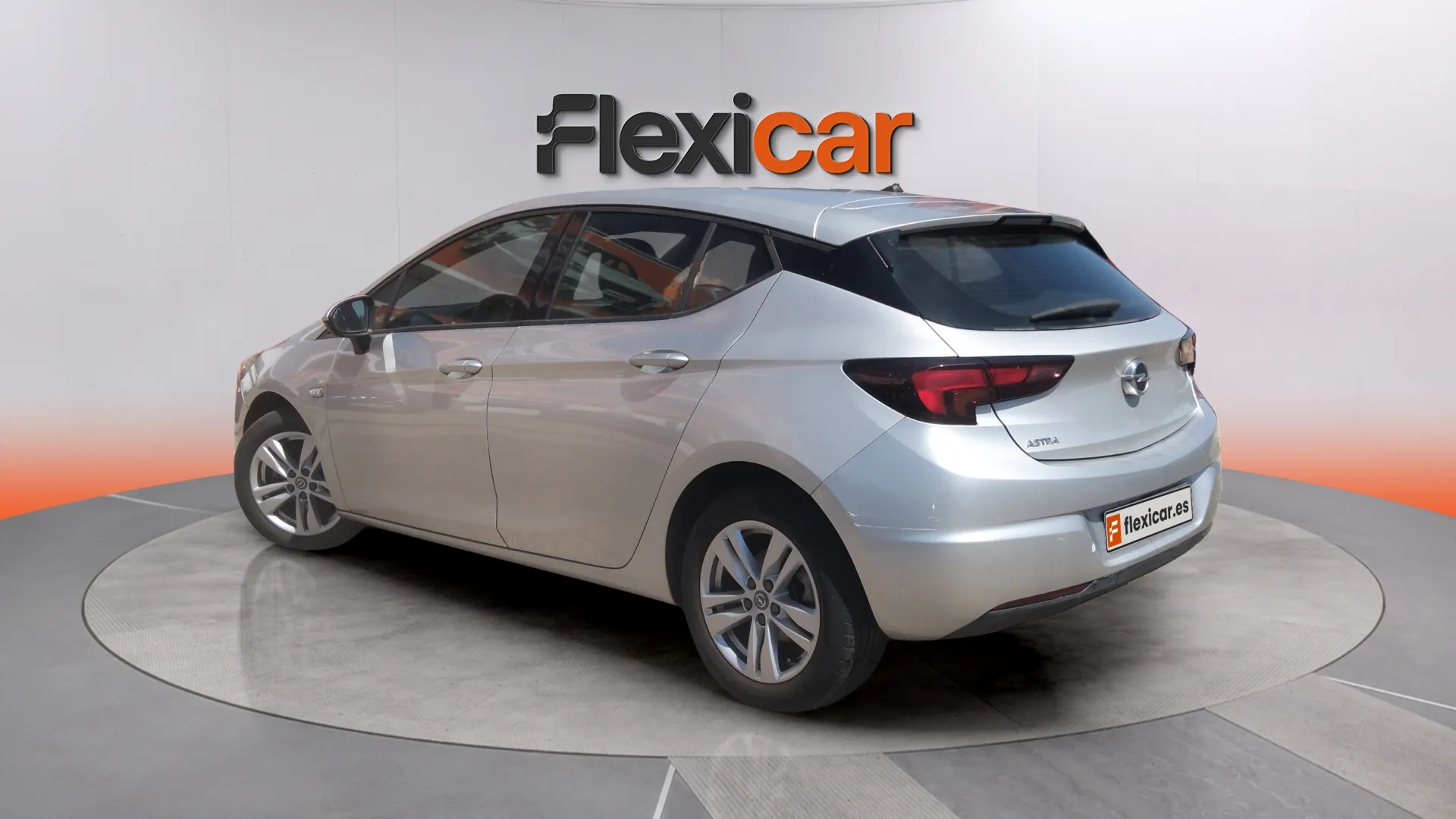 Opel Astra 1.2T SHT Business Elegance - foto 7