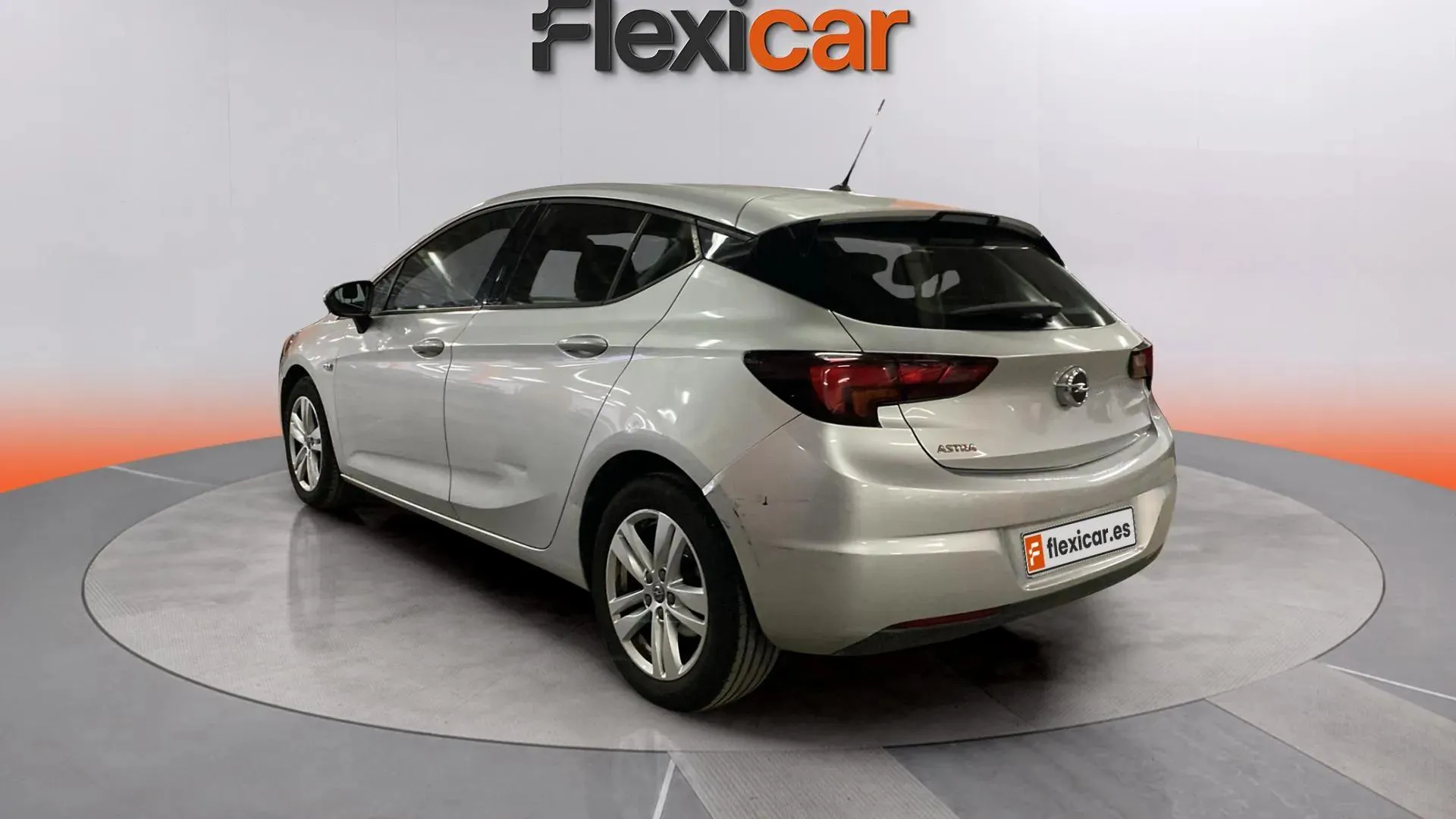 Opel Astra 1.2T SHT Business Elegance - foto 5