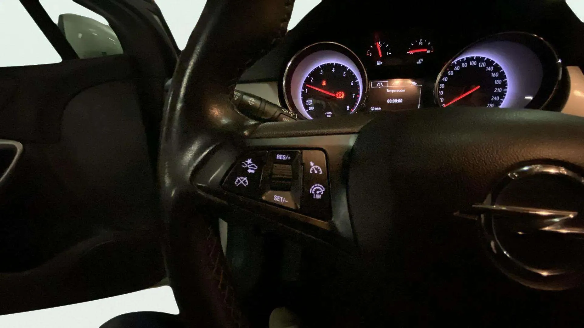 Opel Astra 1.2T SHT Business Elegance - foto 13
