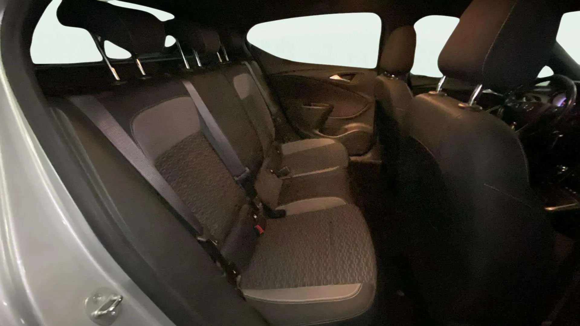 Opel Astra 1.2T SHT Business Elegance - foto 24