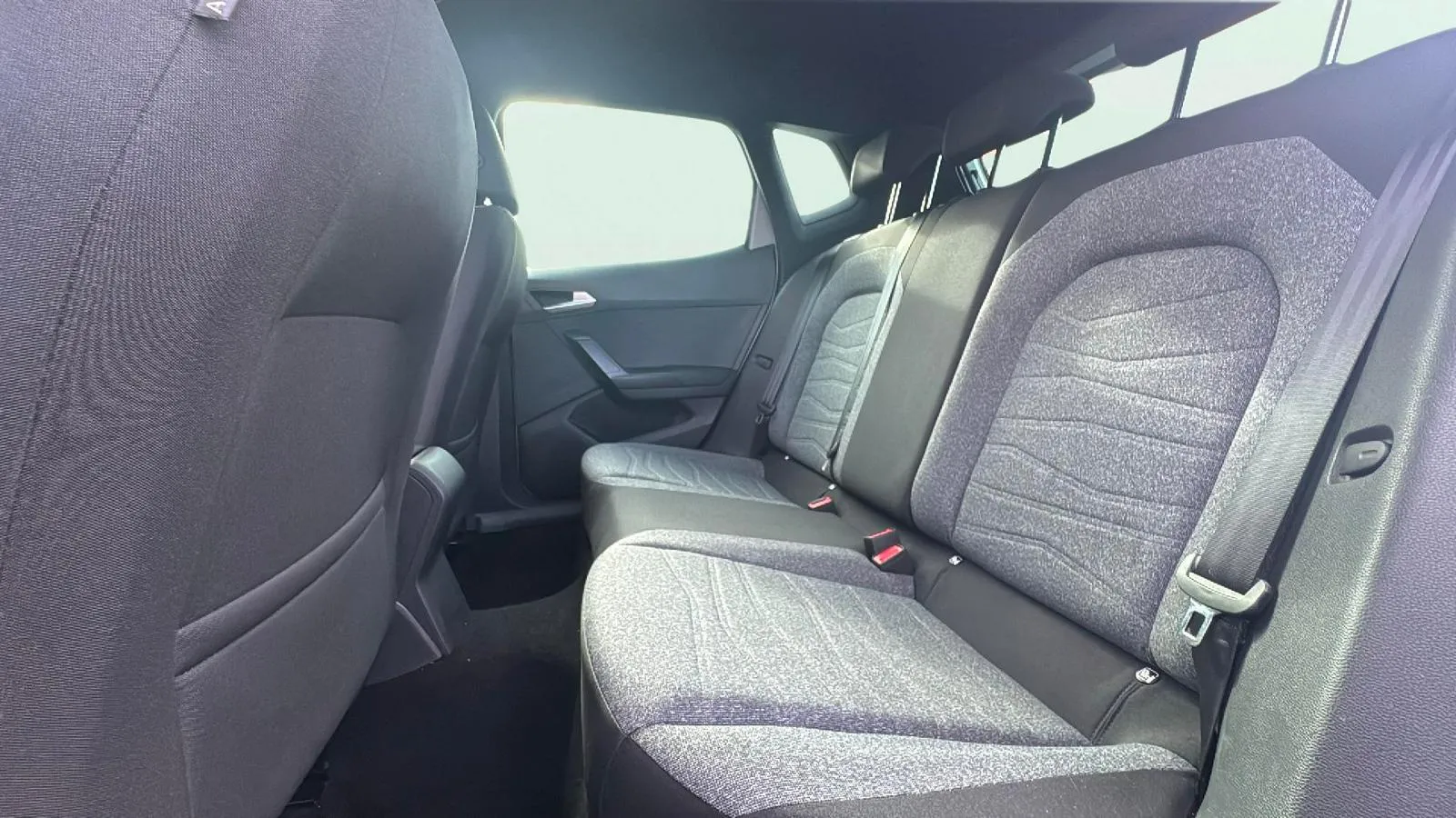 SEAT Arona 1.0 TSI DSG Xperience - foto 12