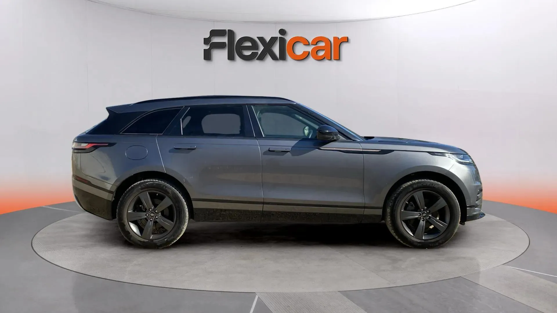 Land Rover Range Rover Velar 2.0 D180 R-Dynamic 4WD - foto 6