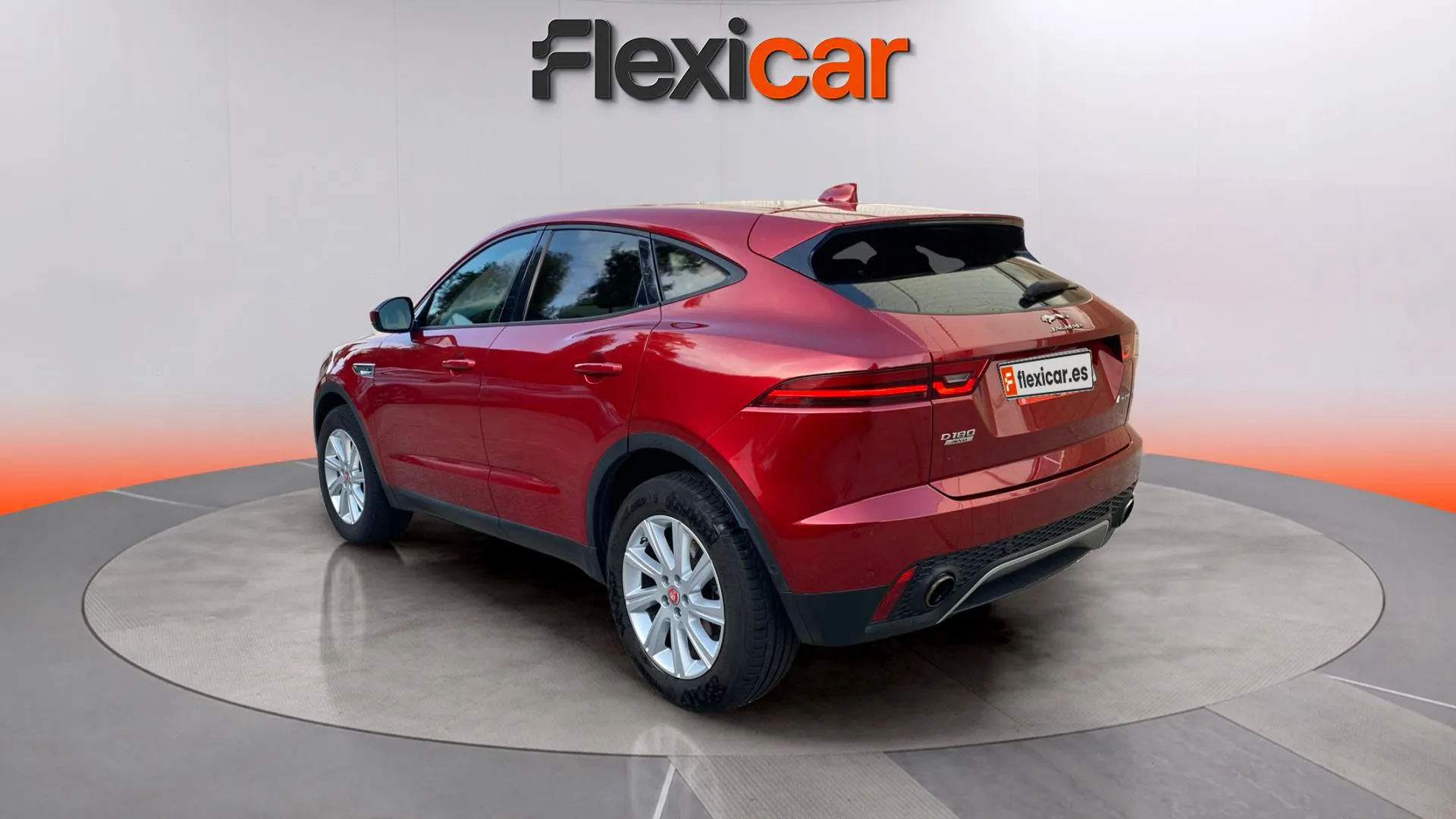 Jaguar E-Pace 2.0D SE 4WD - foto 6