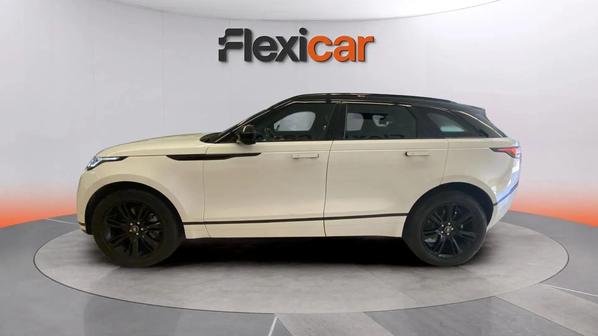 Land Rover Range Rover Velar 2.0D I4 4WD - foto 4