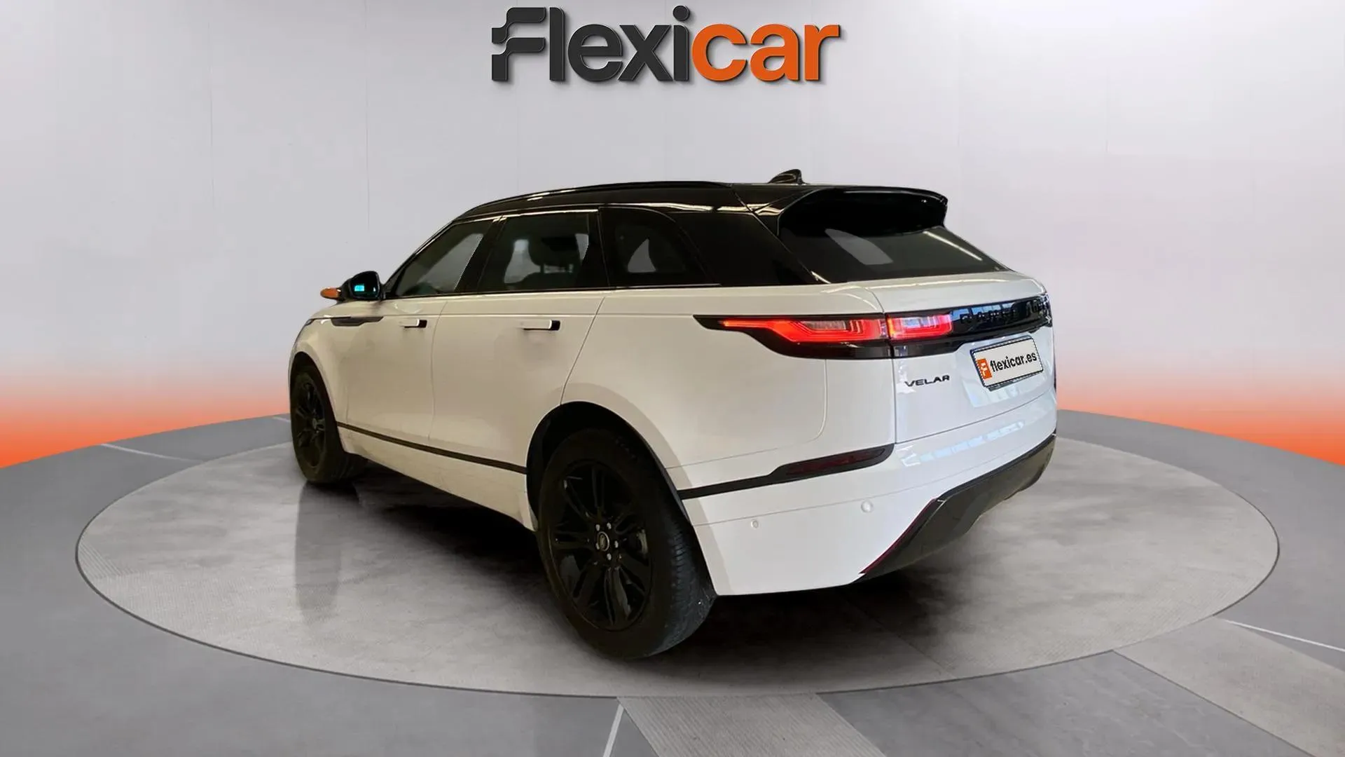 Land Rover Range Rover Velar 2.0D I4 4WD - foto 5