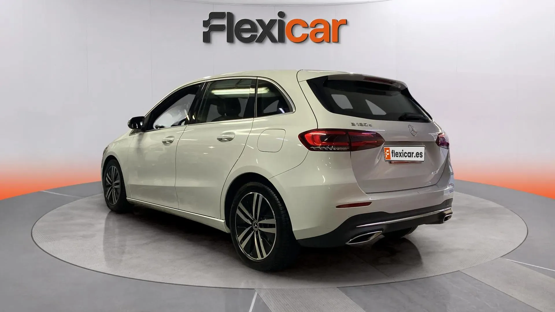 Mercedes-Benz Clase B B 180 d - foto 5