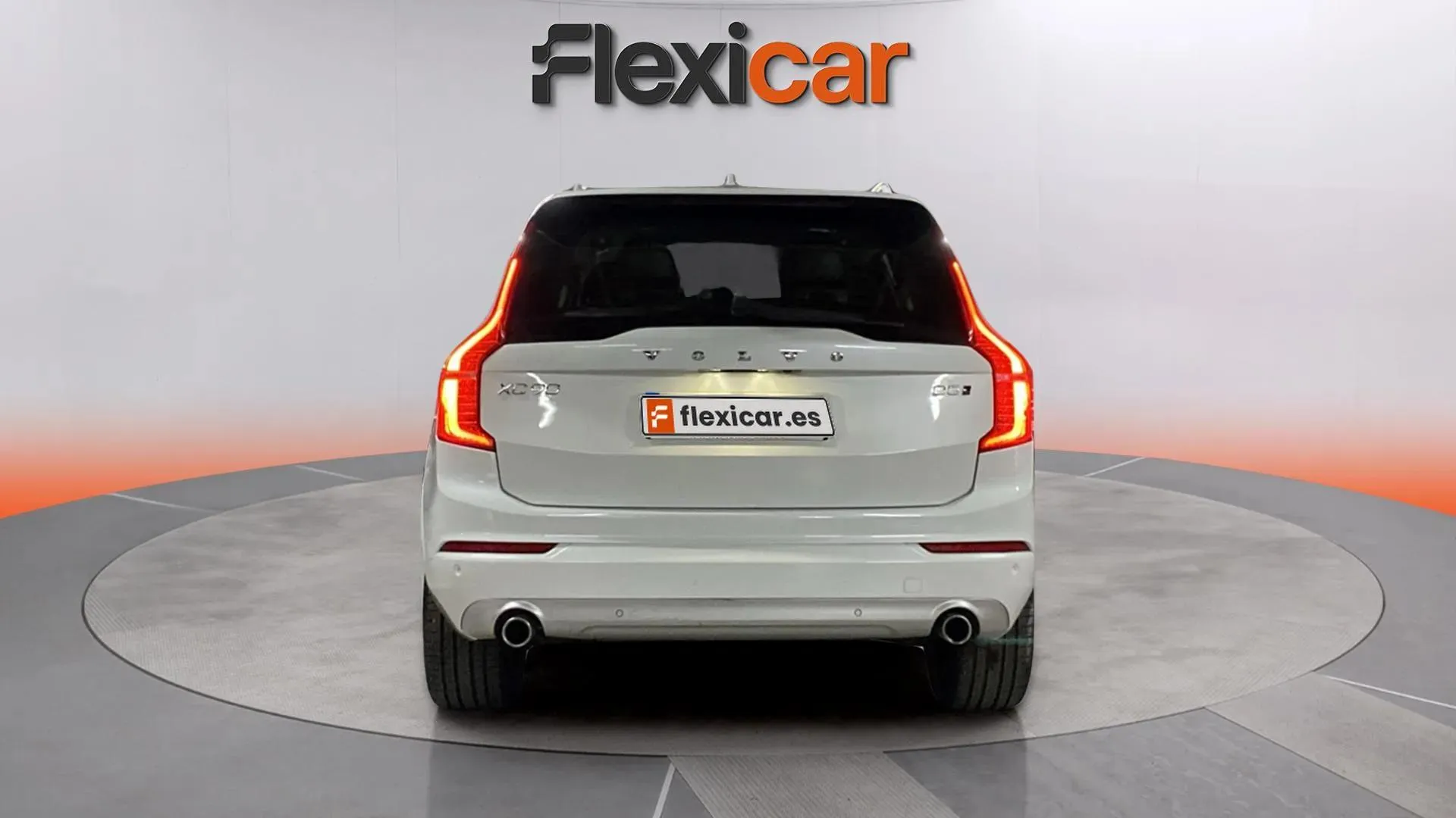 Volvo XC90 2.0 D4 Momentum - foto 3