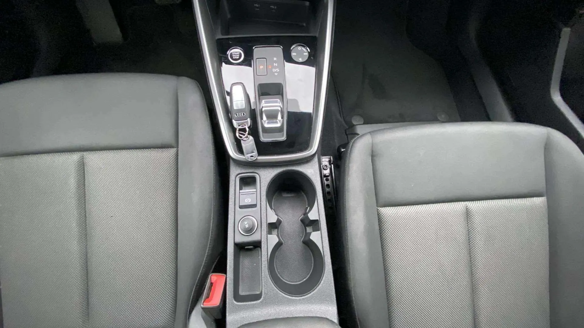 Audi A3 Sportback Advanced 30 TFSI - foto 19