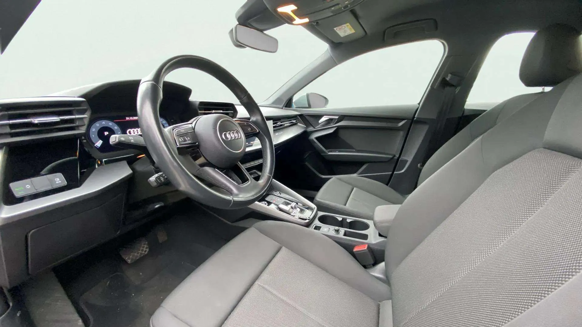 Audi A3 Sportback Advanced 30 TFSI - foto 9