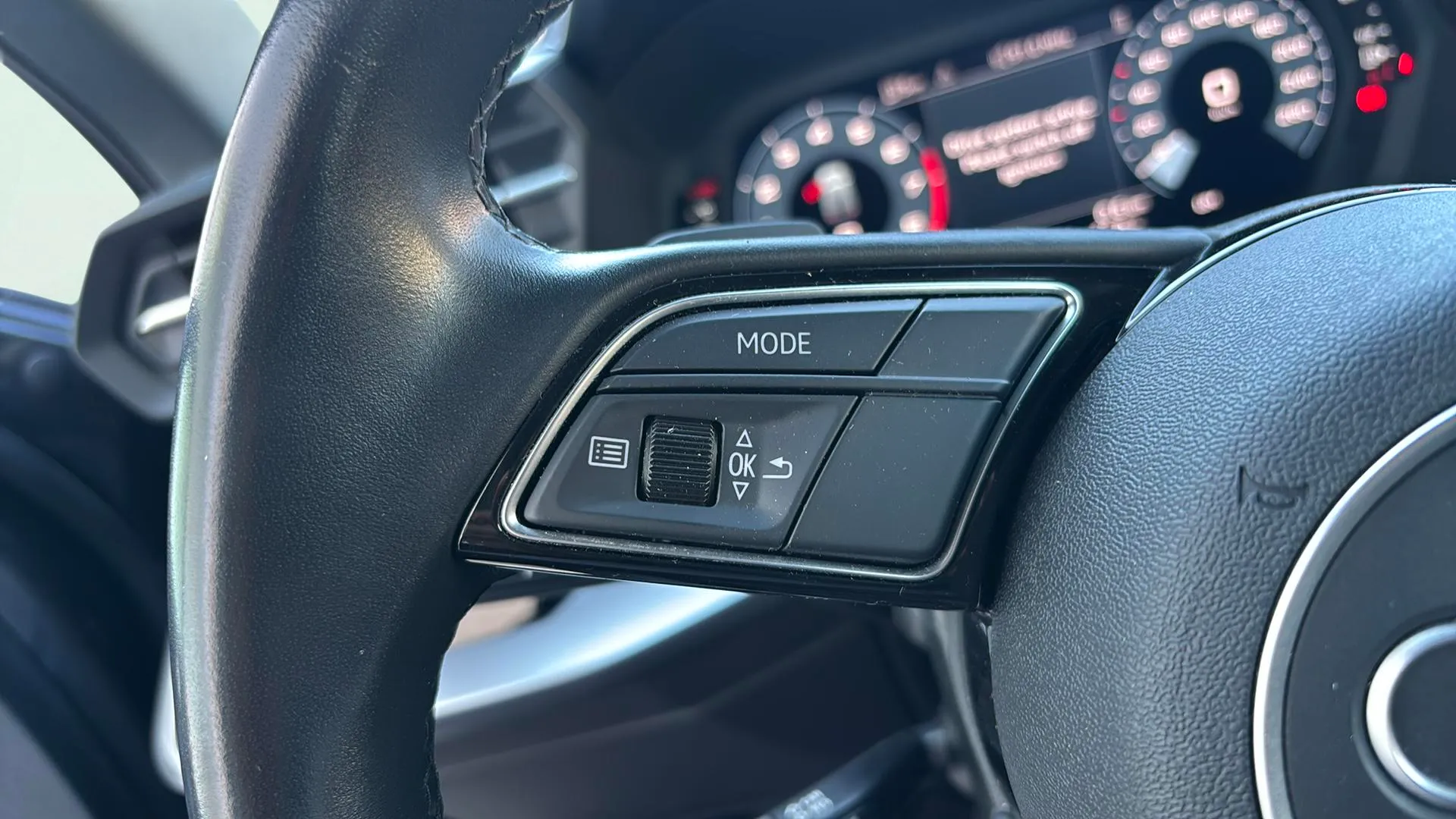 Audi A3 Sportback 30 TFSI - foto 8