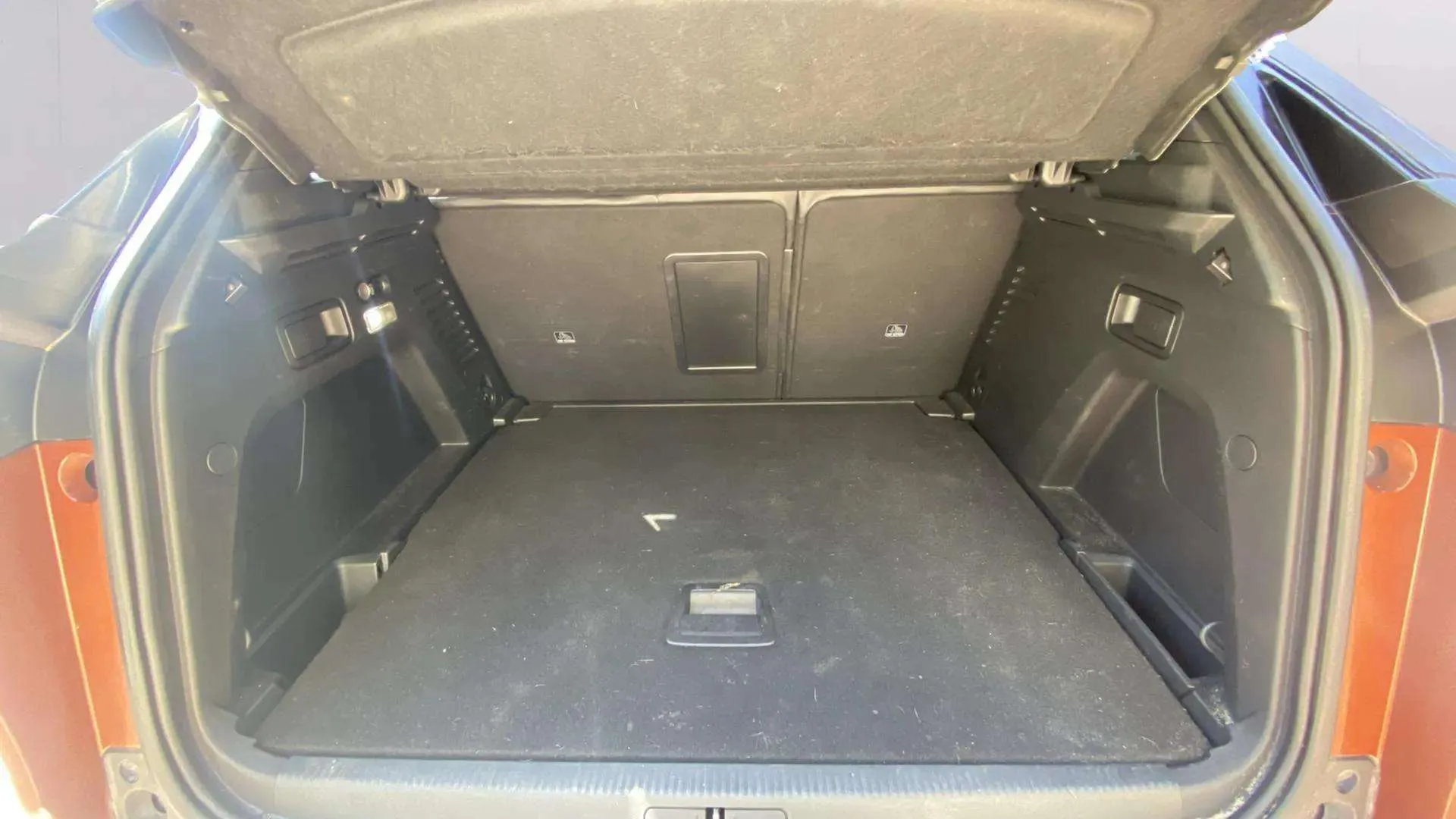 Peugeot 3008 1.5 BlueHDi GT Line EAT8 - foto 17