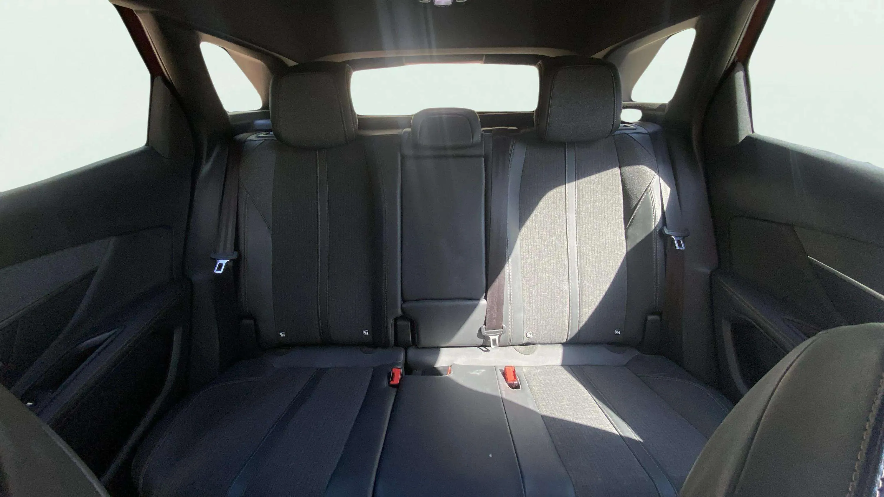 Peugeot 3008 1.5 BlueHDi GT Line EAT8 - foto 16