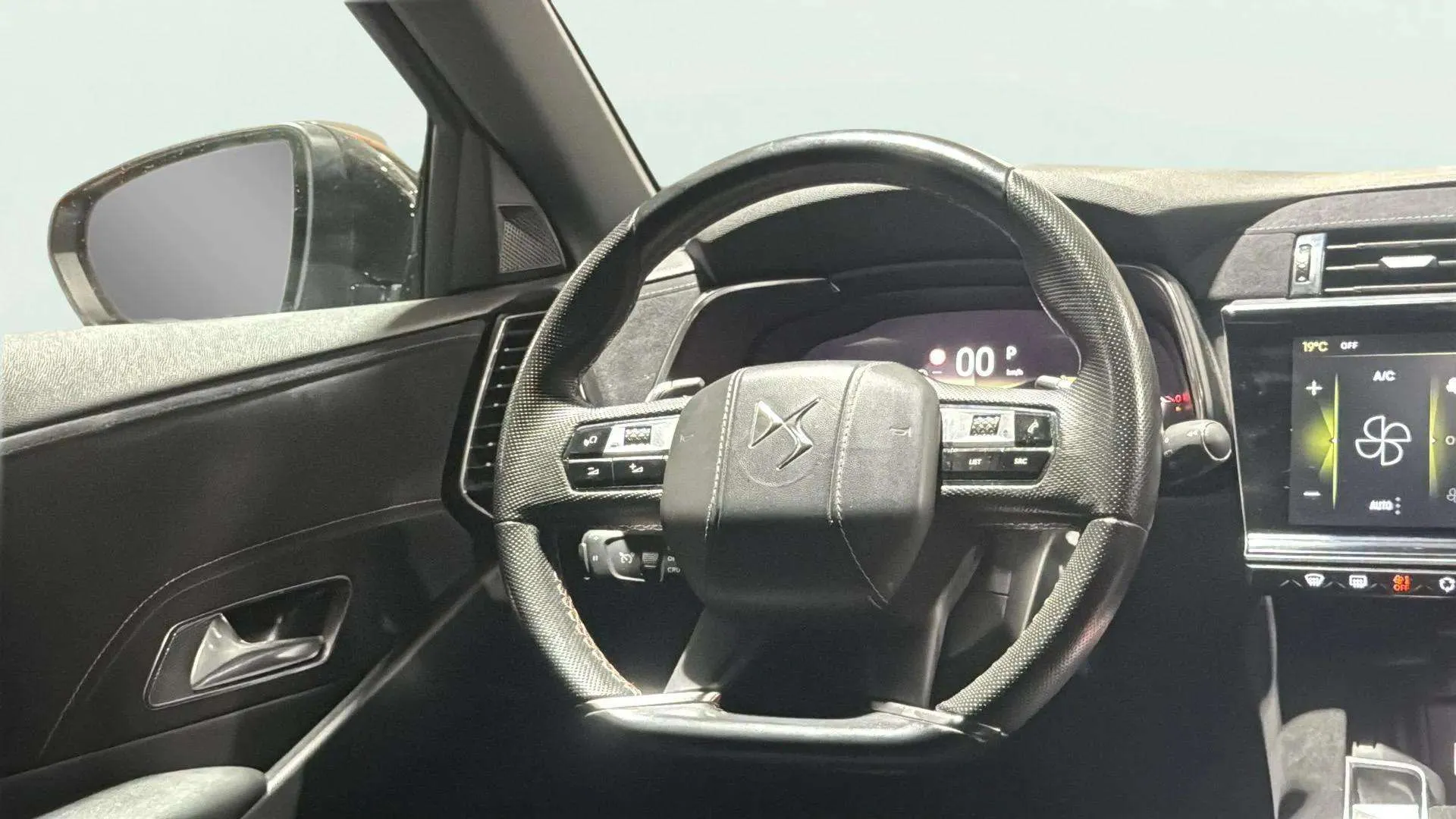 DS DS 7 BlueHDi 130 Performance Line - foto 10