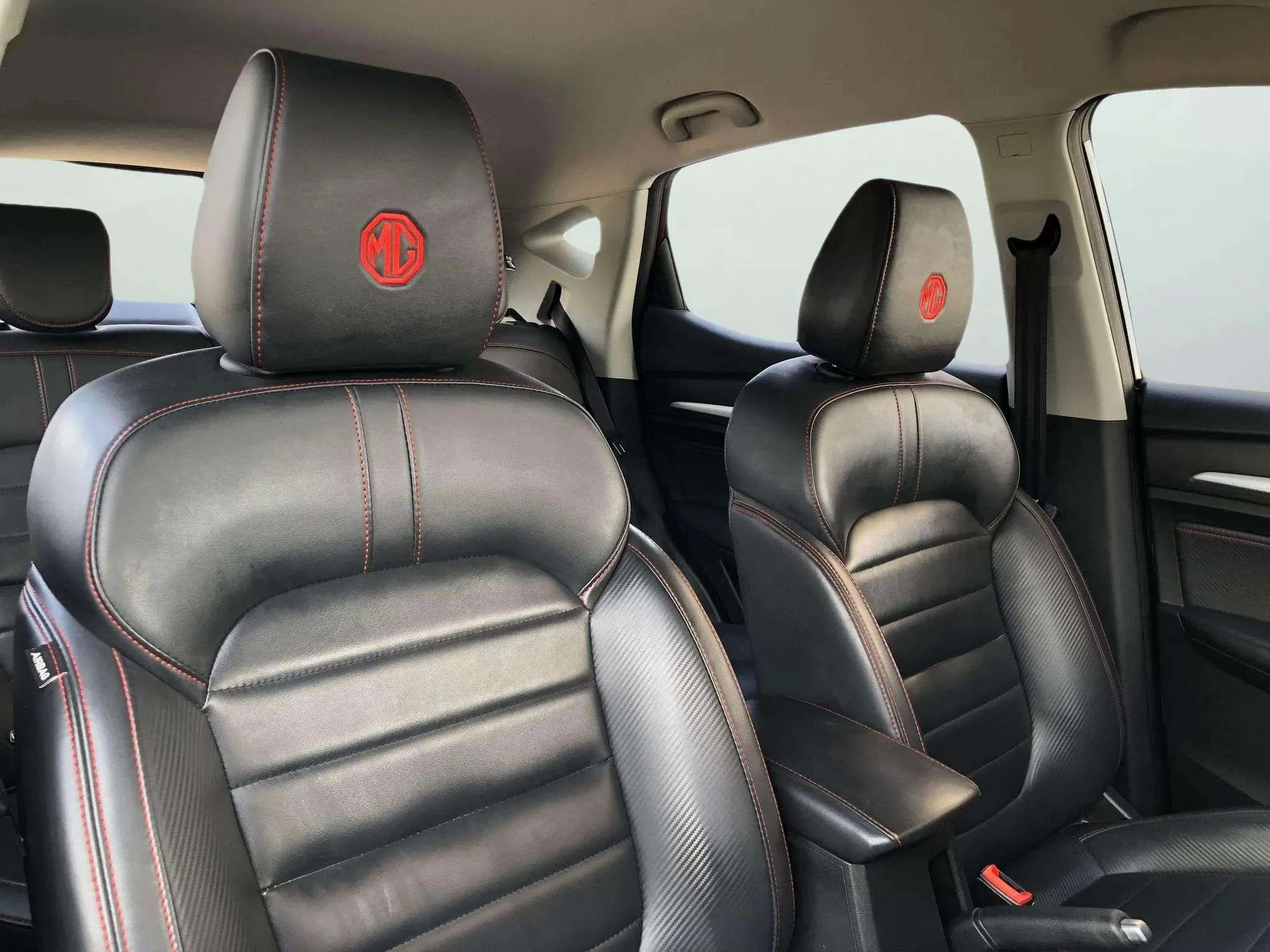 MG ZS 1.5 Luxury - foto 6