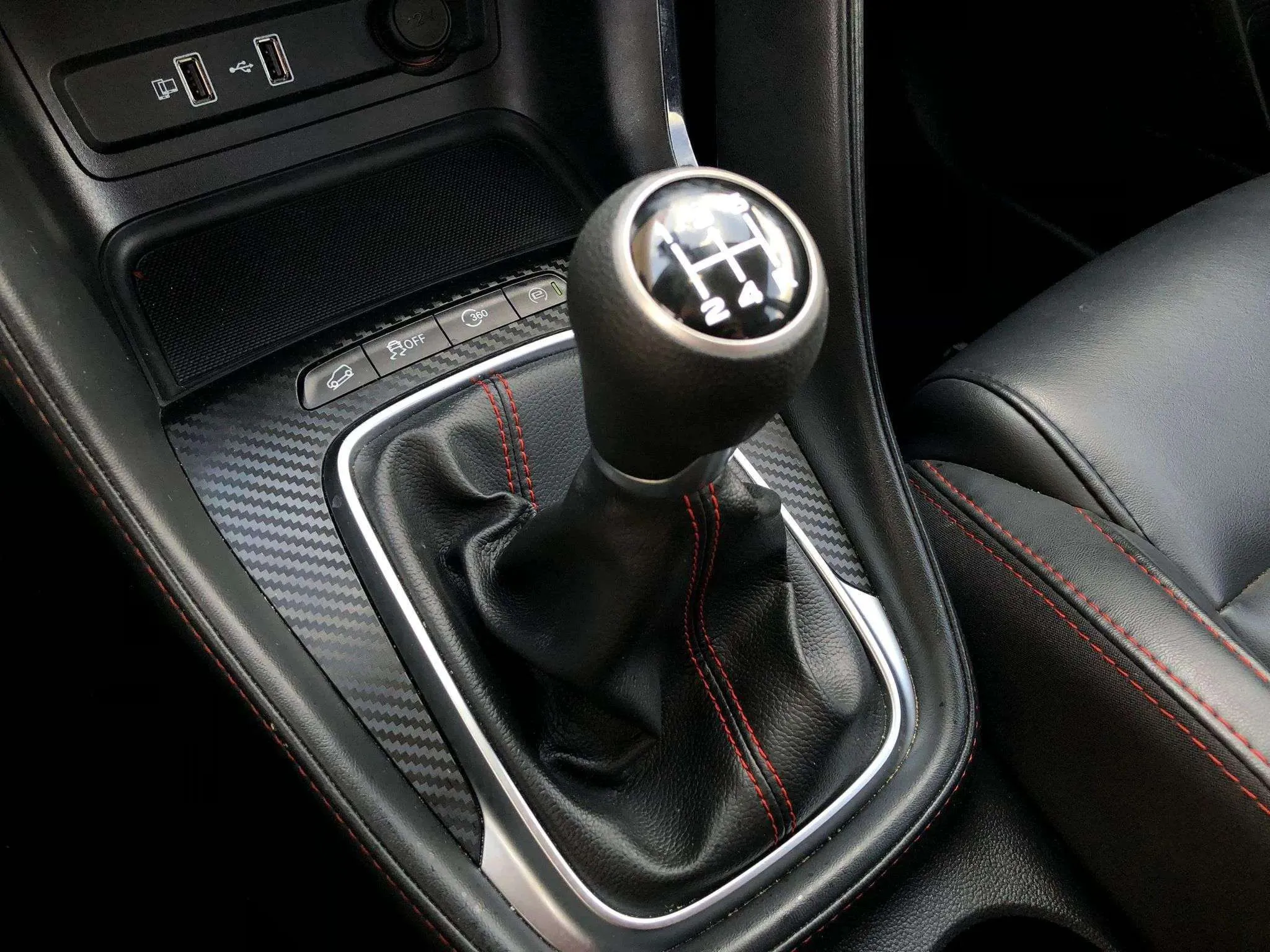 MG ZS 1.5 Luxury - foto 9