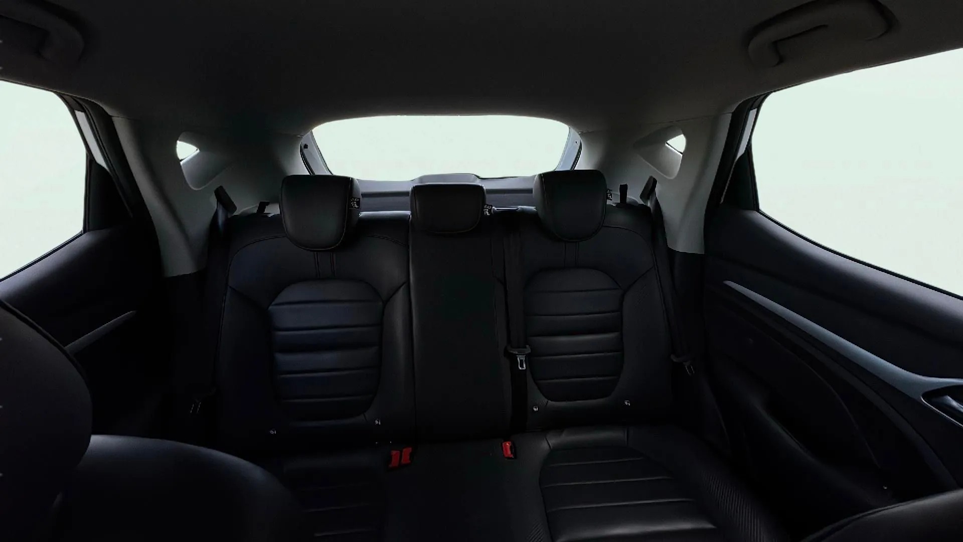 MG ZS 1.5 Luxury - foto 19