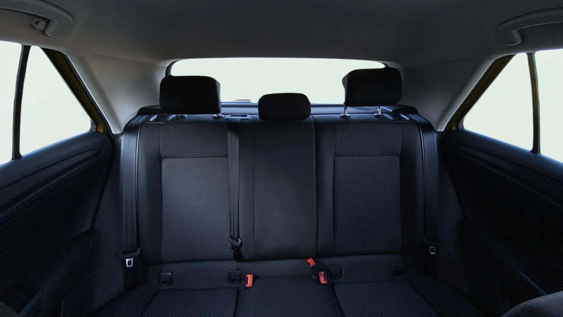 Volkswagen T-Roc Advance 1.6 TDI - foto 16