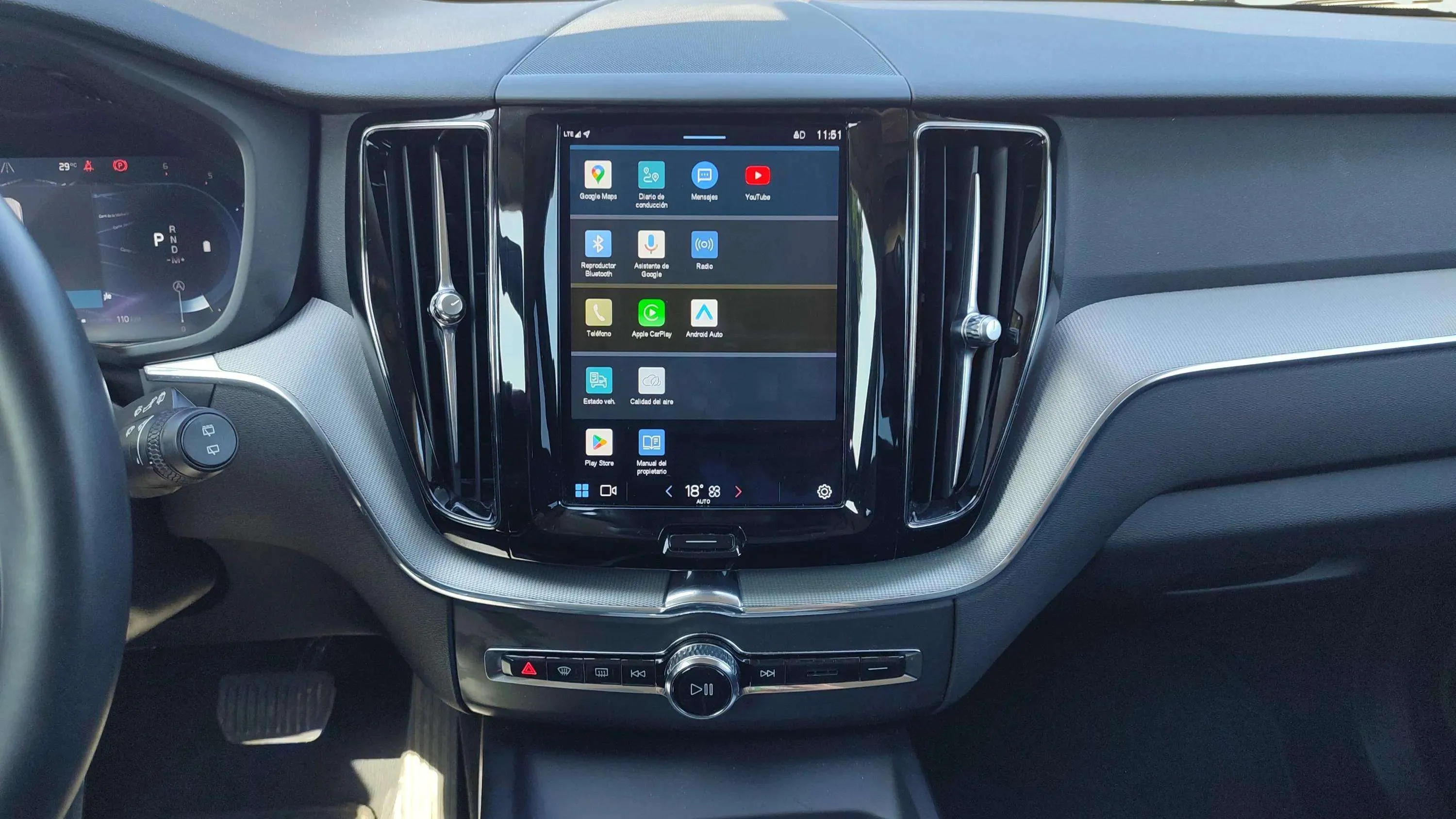 Volvo XC60 2.0 B4 D Plus Dark - foto 7