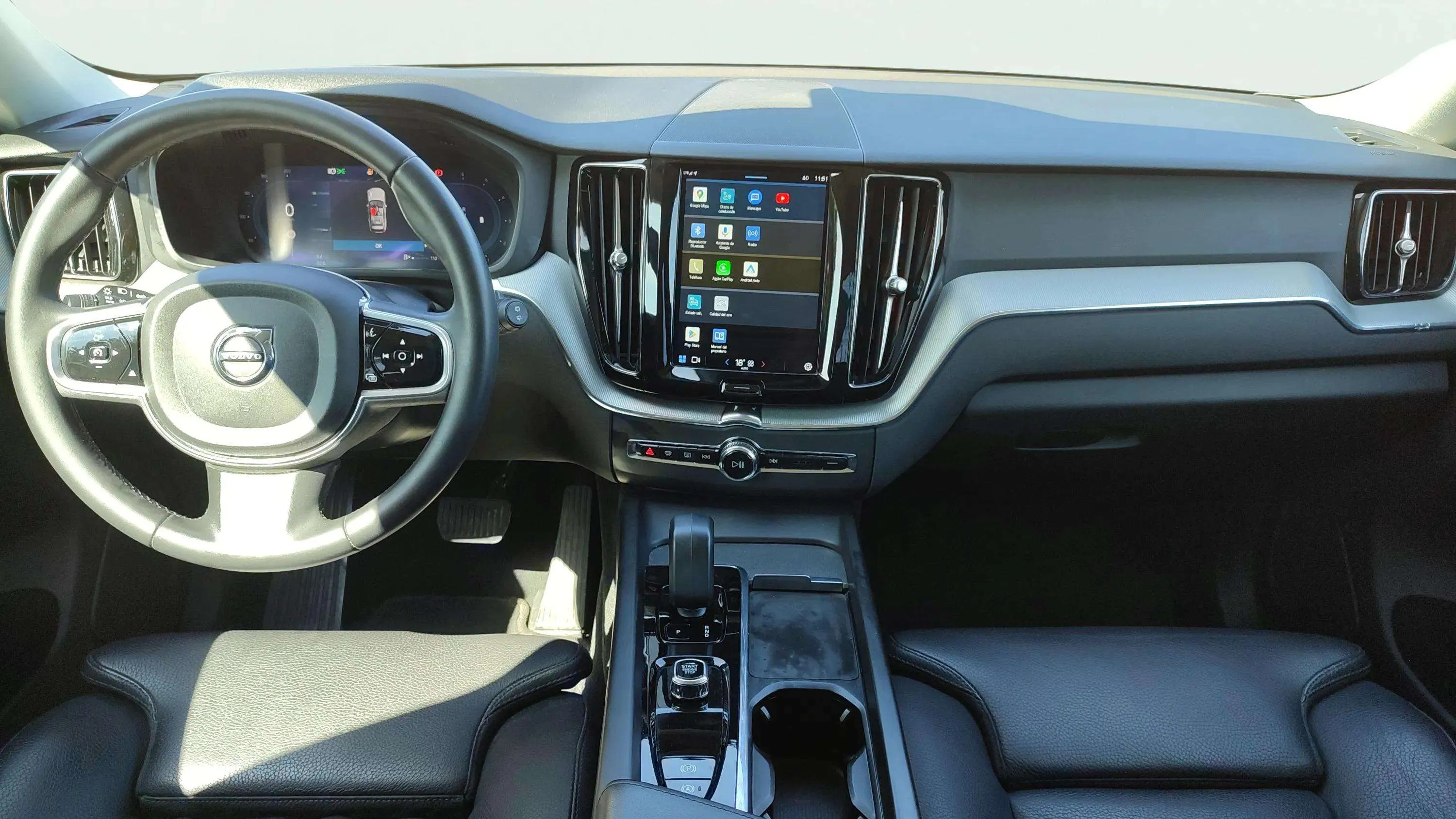 Volvo XC60 2.0 B4 D Plus Dark - foto 6