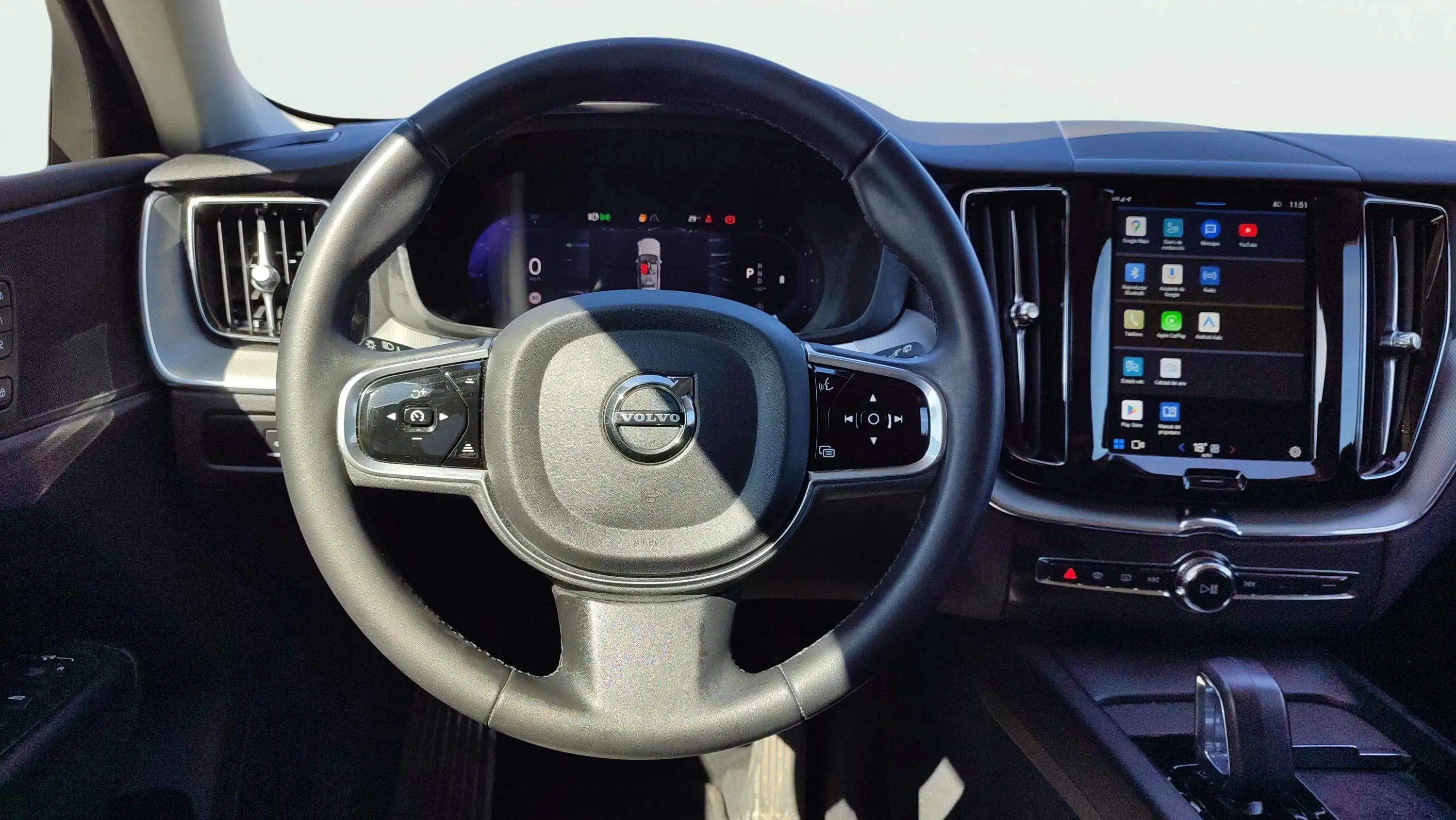 Volvo XC60 2.0 B4 D Plus Dark - foto 8