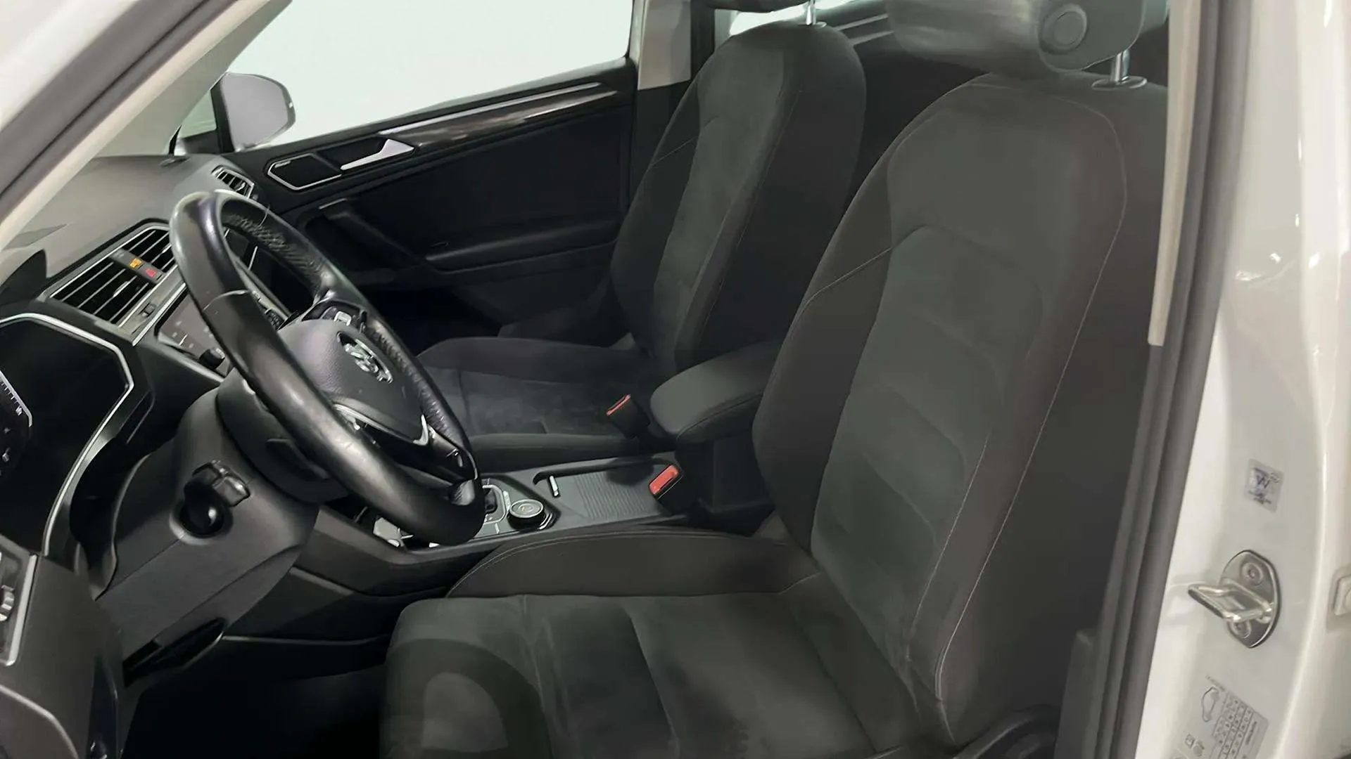 Volkswagen Tiguan Sport 2.0 TDI 4Motion DSG - foto 20